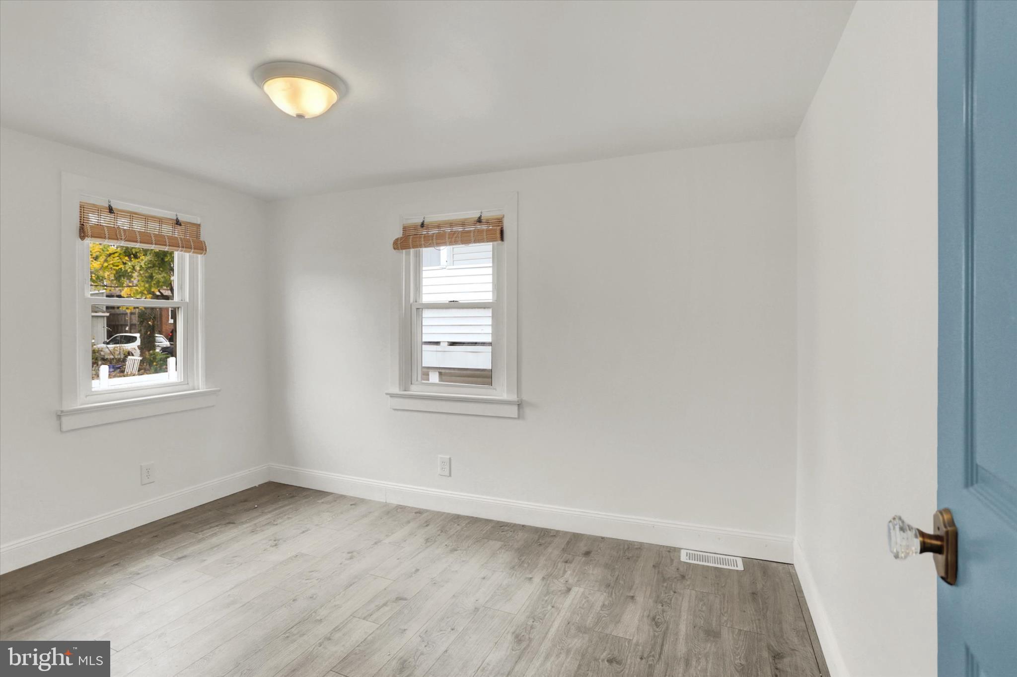 CABBAGE HILL - Residential