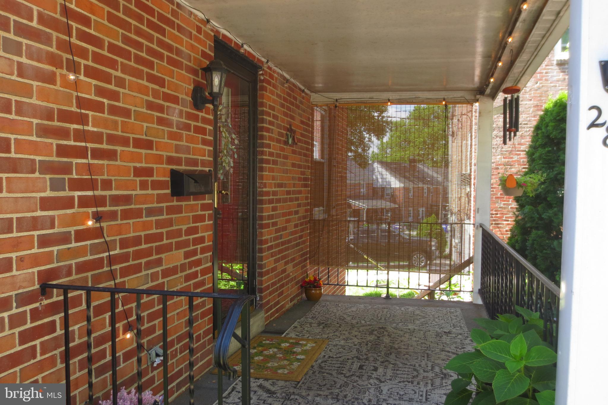 288 DIAMOND STREET