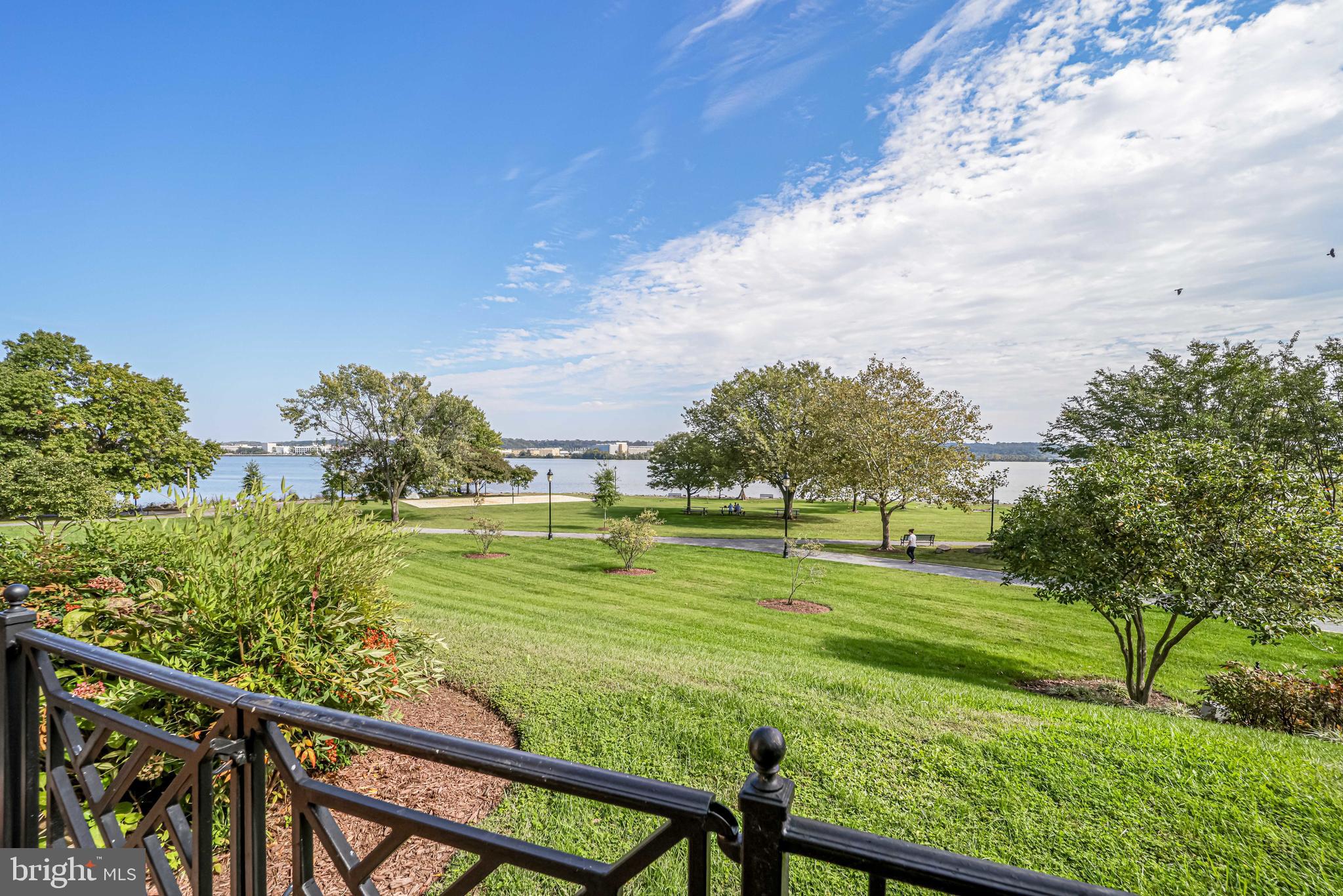 RIVERGATE - Residential Lease