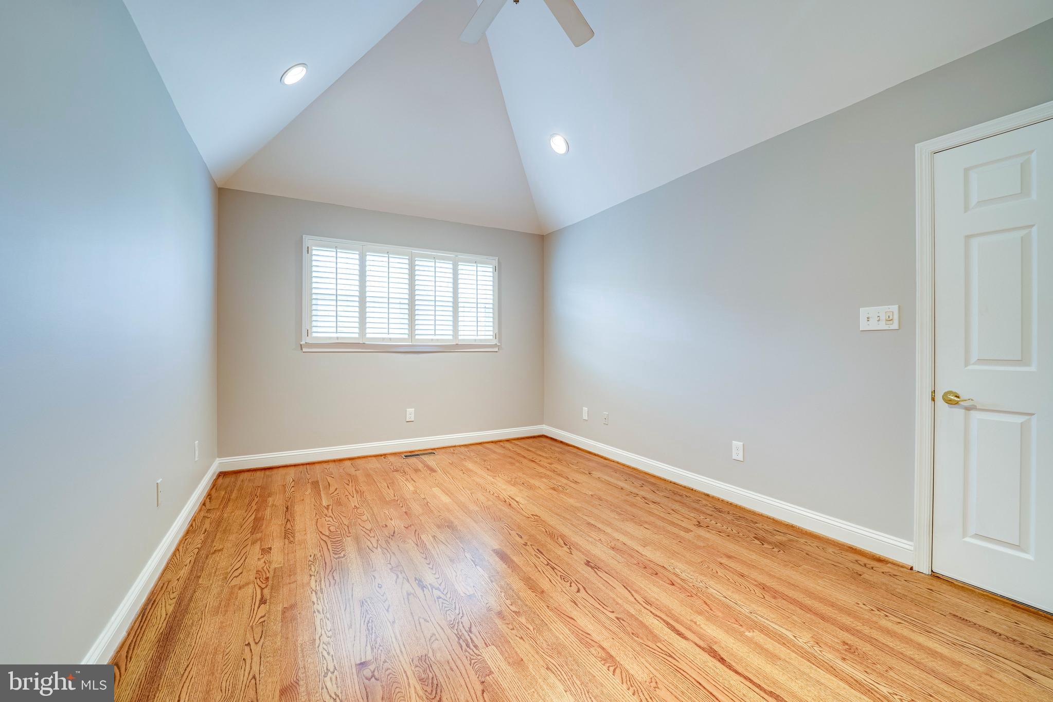 RIVERGATE - Residential Lease