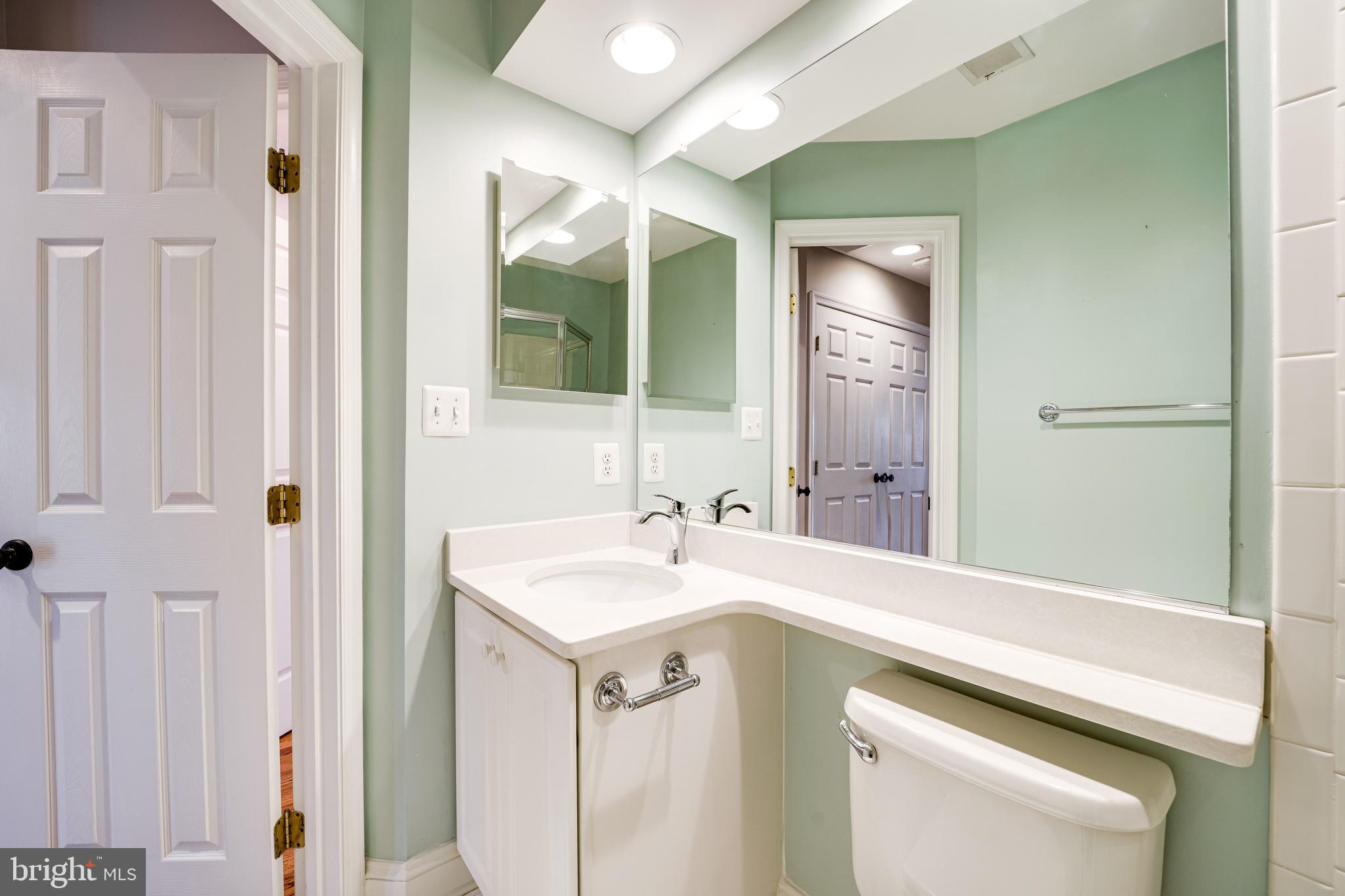 RIVERGATE - Residential Lease