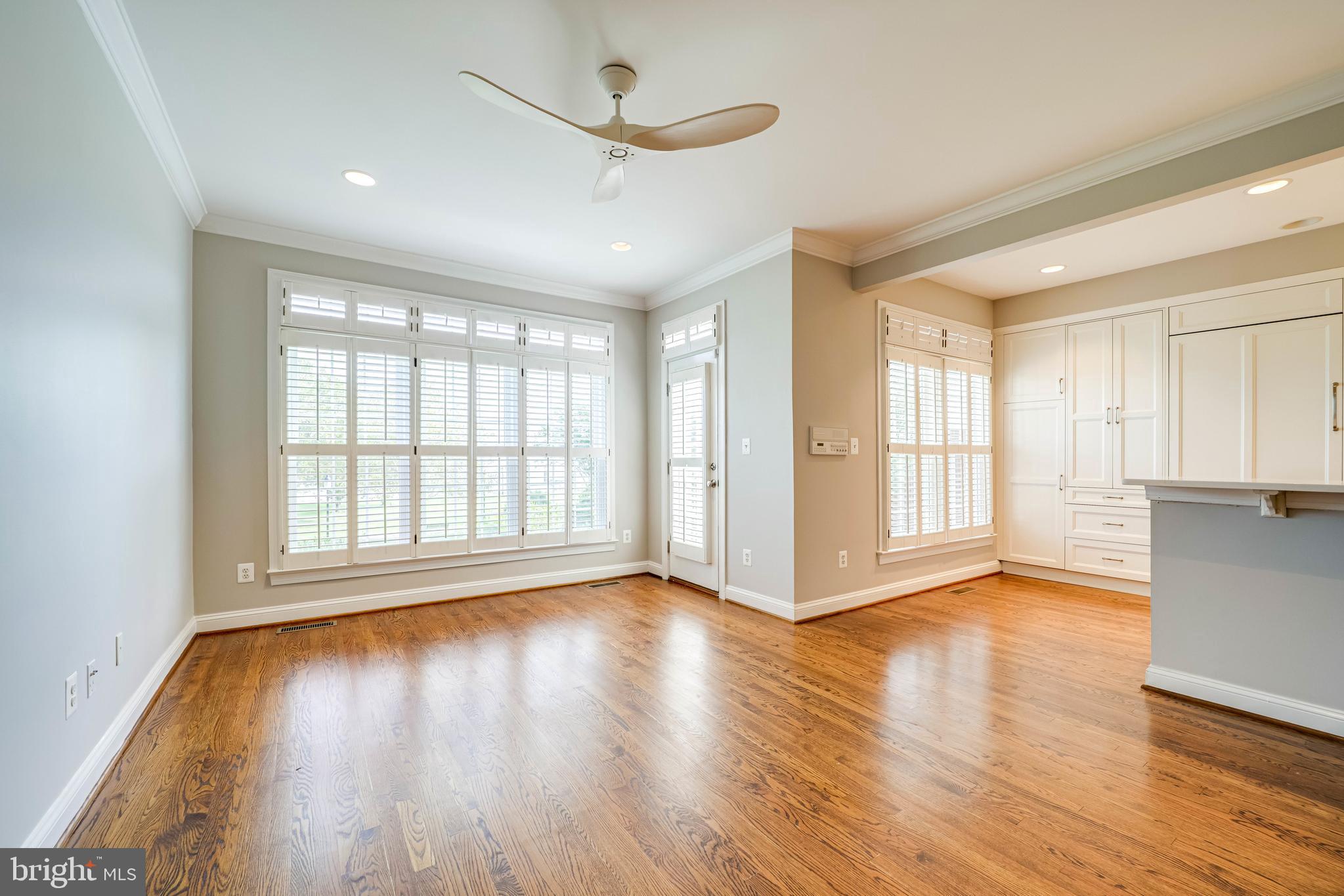 RIVERGATE - Residential Lease