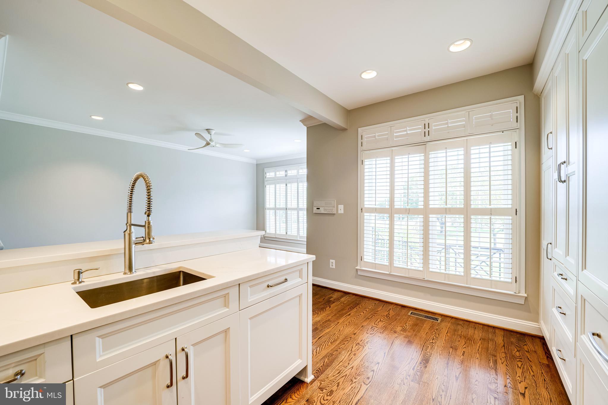 RIVERGATE - Residential Lease