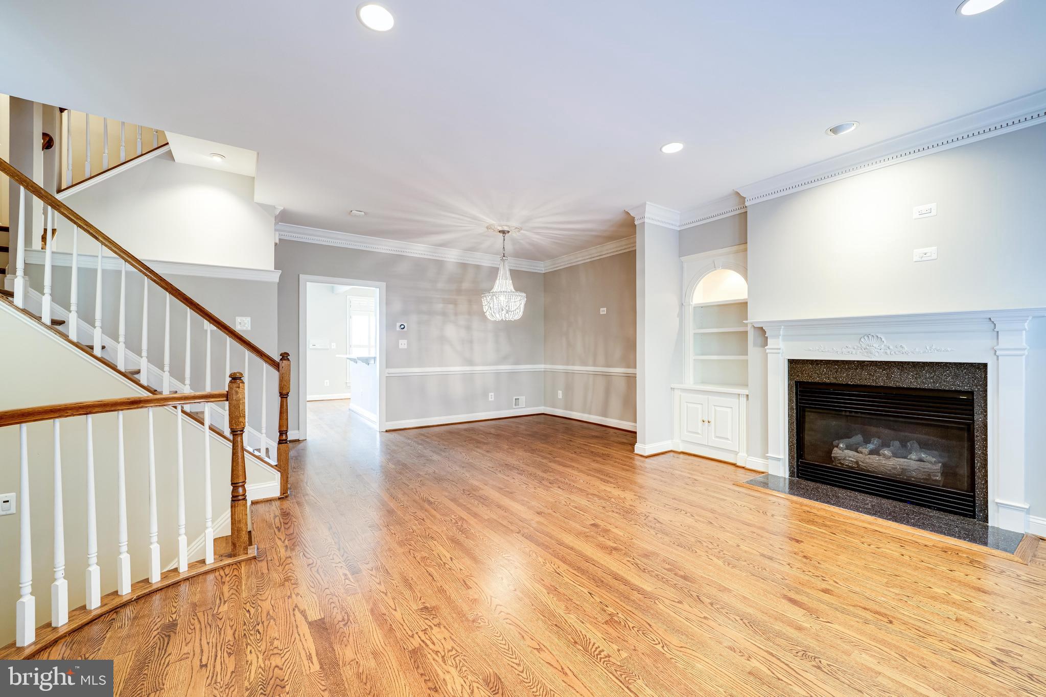 RIVERGATE - Residential Lease