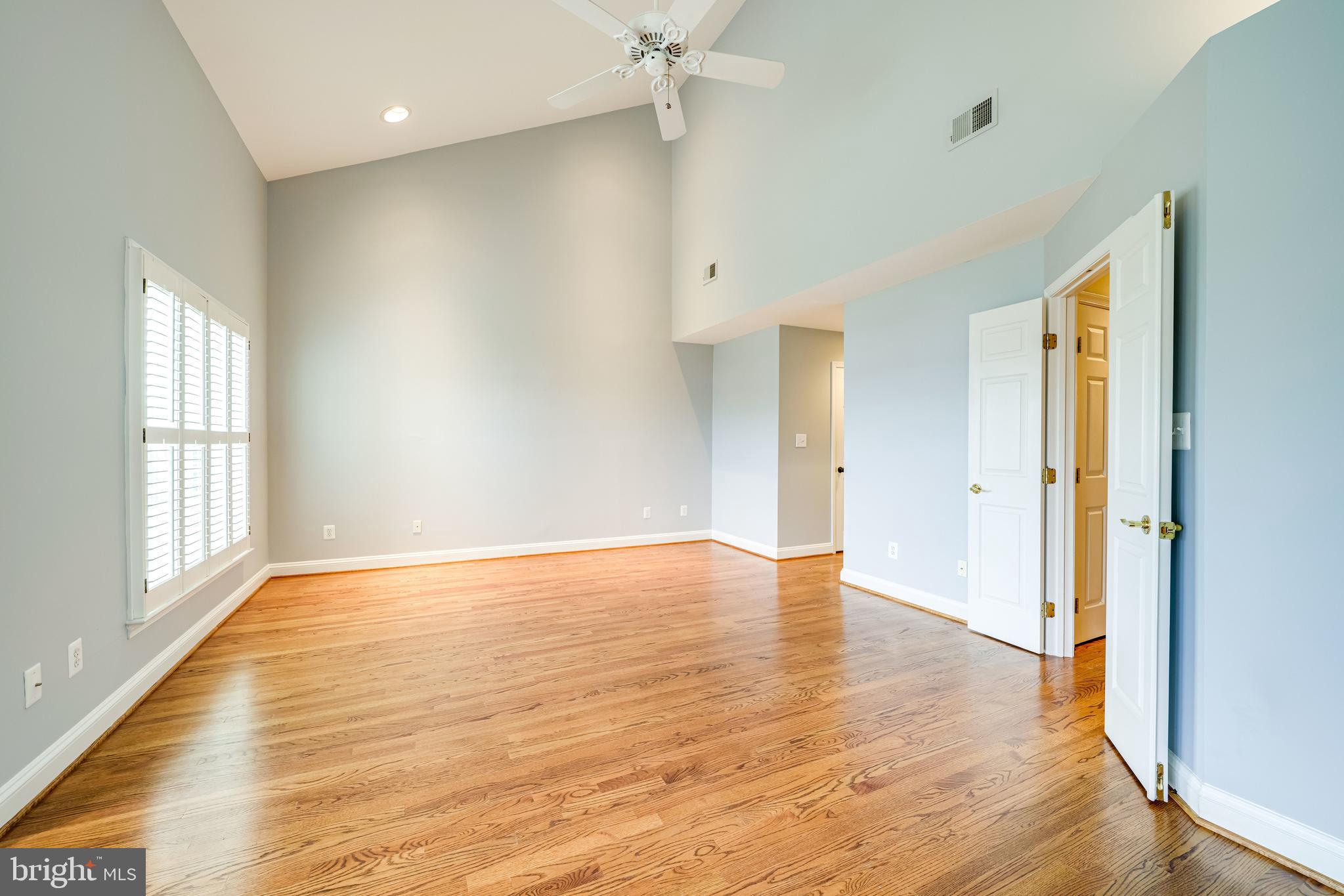 RIVERGATE - Residential Lease