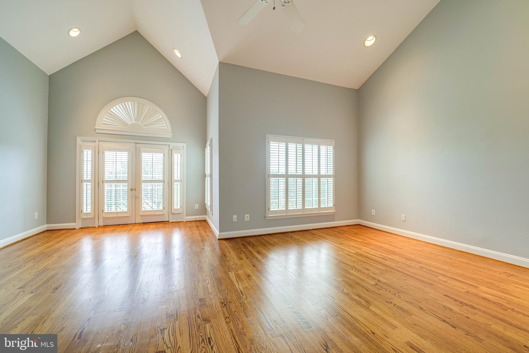 RIVERGATE - Residential Lease