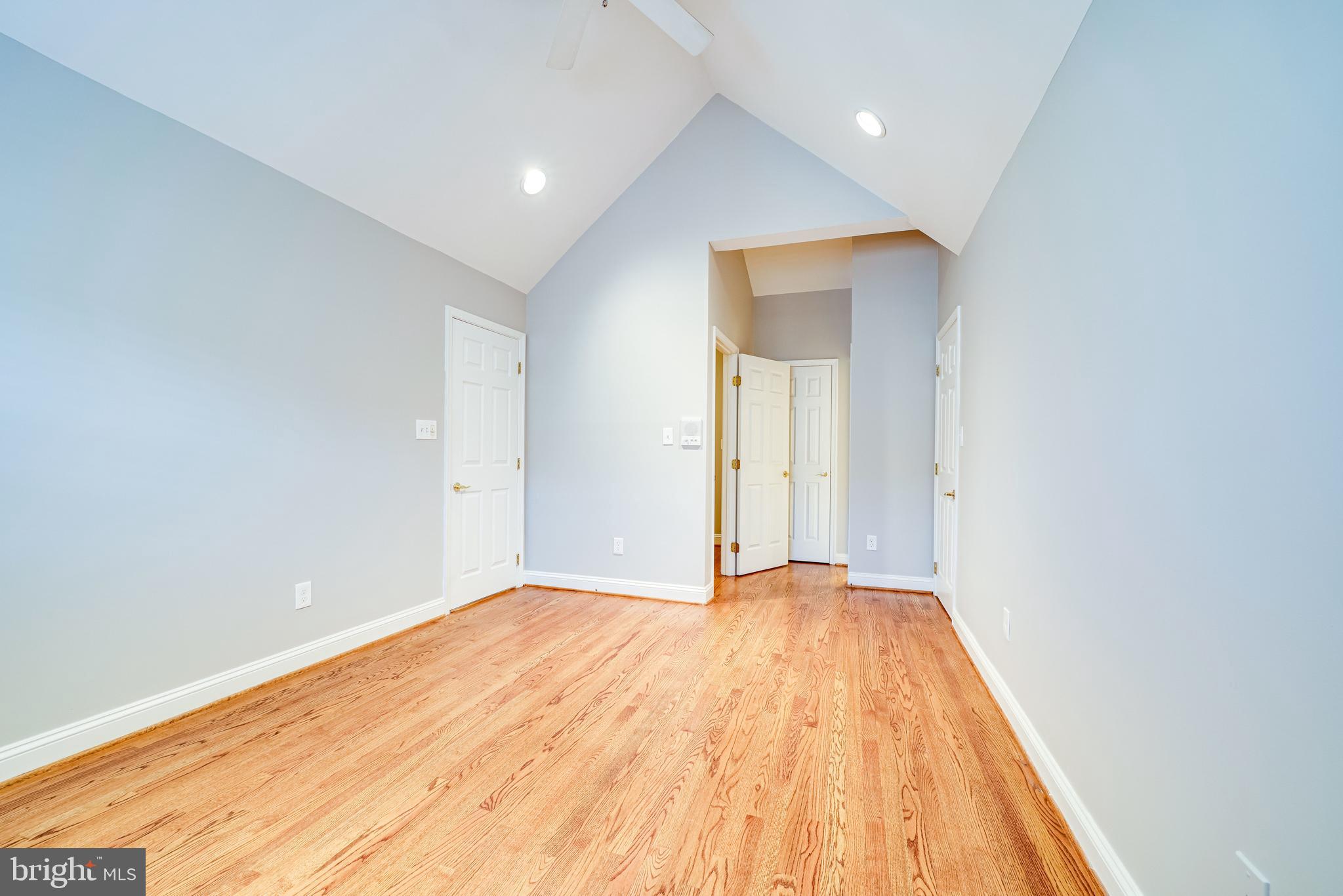 RIVERGATE - Residential Lease