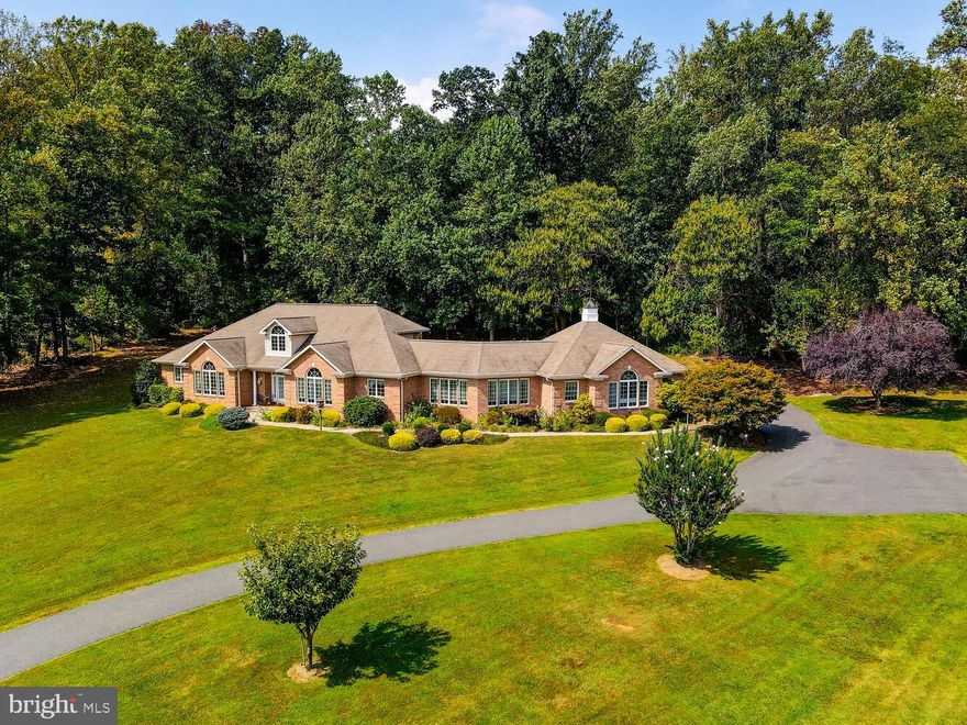 Live in ONE of the most desired neighborhoods in Kingsville. Four bedrooms, three full and one half bath, open concept living yet traditional feel. Formal dining room with wet bar. Enjoy getting cozy in the family room  with gas fireplace and built ins while watching a movie. The kitchen has a breakfast bar as well as table space and opens up to a sundrenched sun room/sitting room.  We think this room will be your favorite! Two bedrooms, two full and one half bath on the main level. Primary suite with bathroom and massive walk in closet.  Great flat yard with patio where you will enjoy countless evenings outside. This is ONE you do not want to miss! Updates: New carpet, just painted, water heater- 2023, HVAC- 2012, central vacuum 1-2  years old. *** Please wear booties provided ***