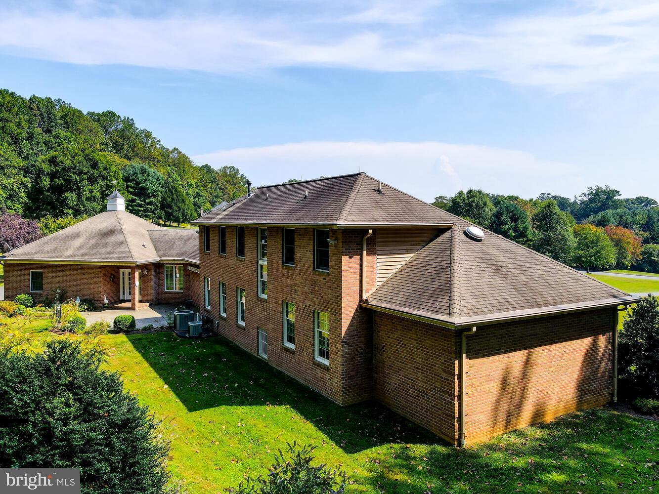 LONGFIELD ESTATES - Residential