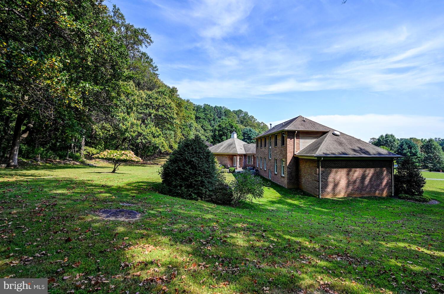 LONGFIELD ESTATES - Residential