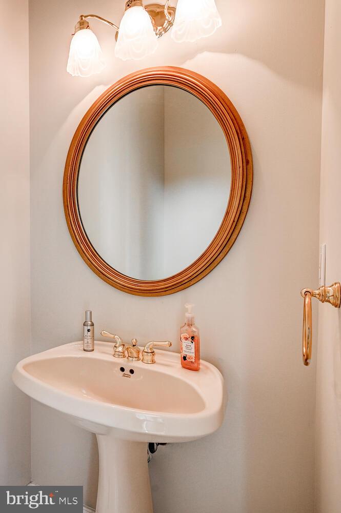 LONGFIELD ESTATES - Residential