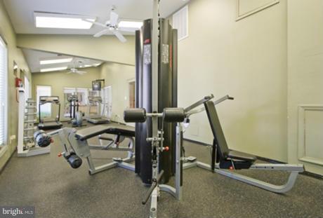 WINDSOR AT PINE RIDGE - Residential Lease