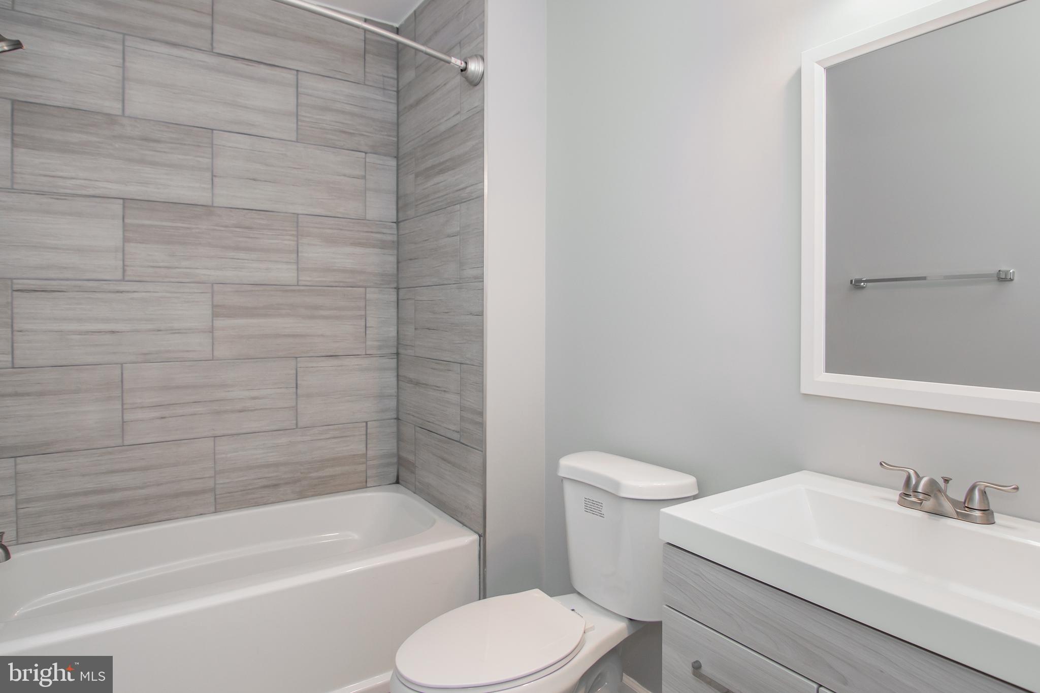 BARCLAY - Residential