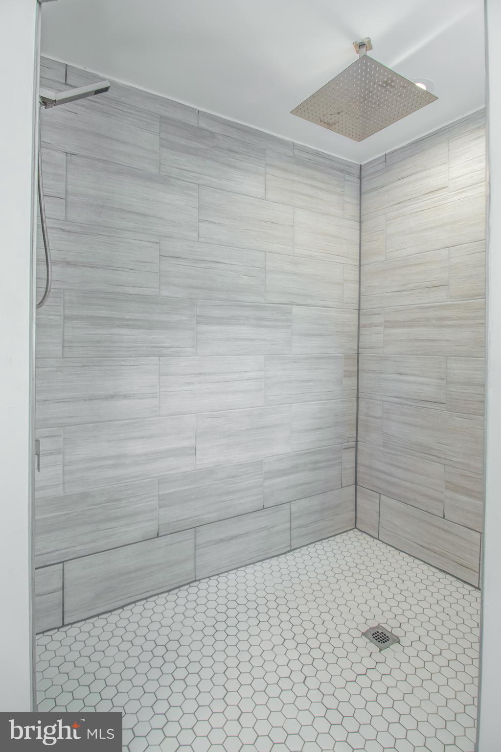 BARCLAY - Residential