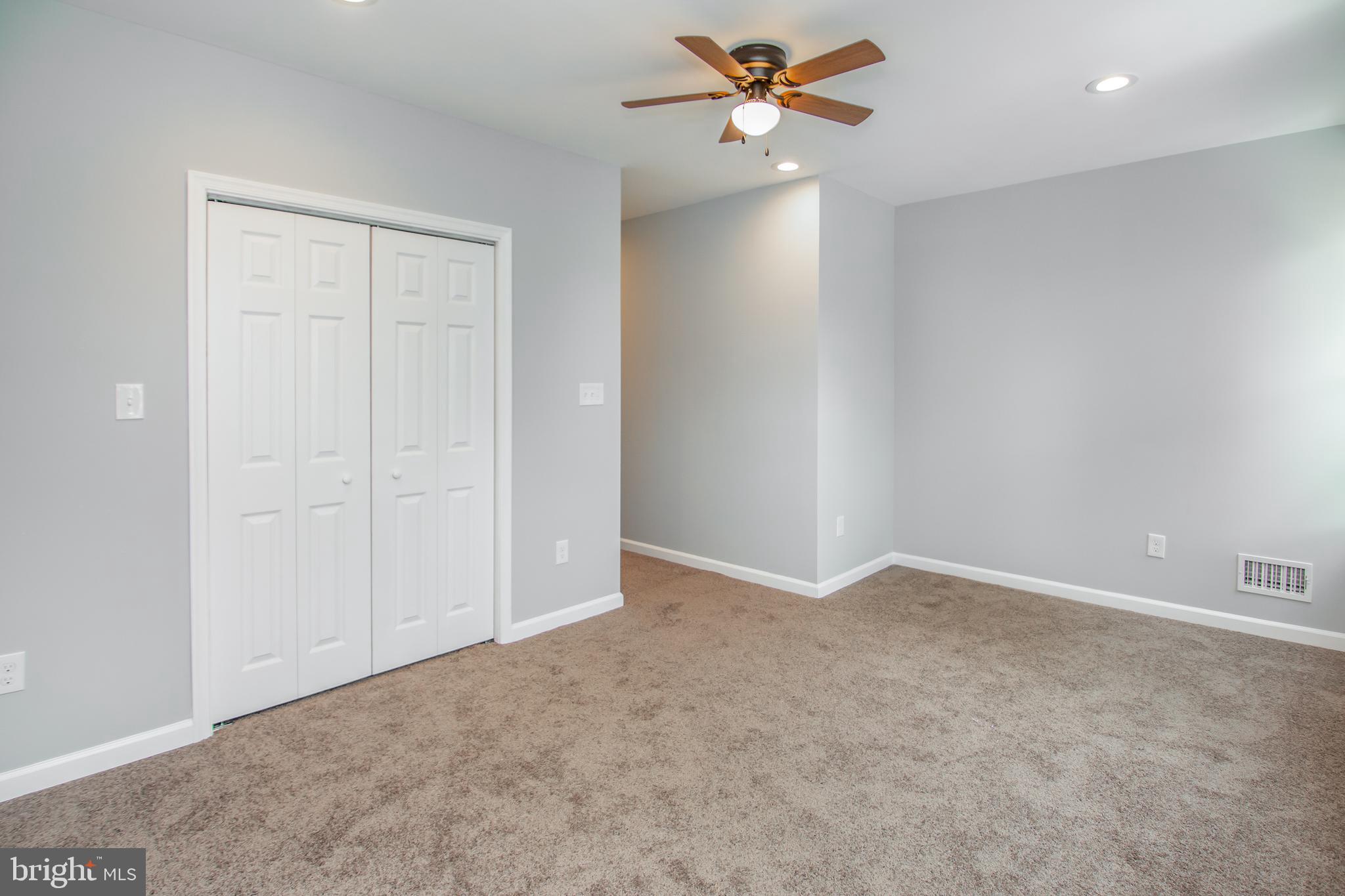 BARCLAY - Residential