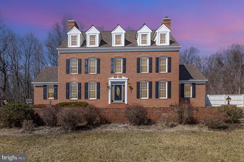 Photo of 6721 Fosters Fork Road, WARRENTON, VA 20187 (MLS # VAFQ2021176)