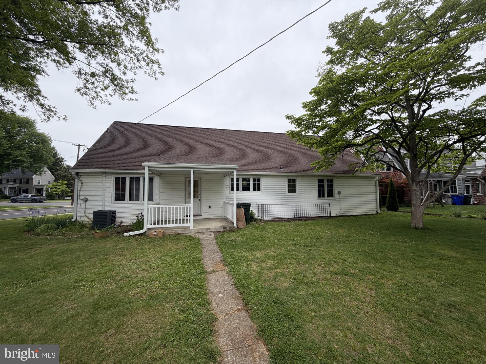 OAK HILL - Residential