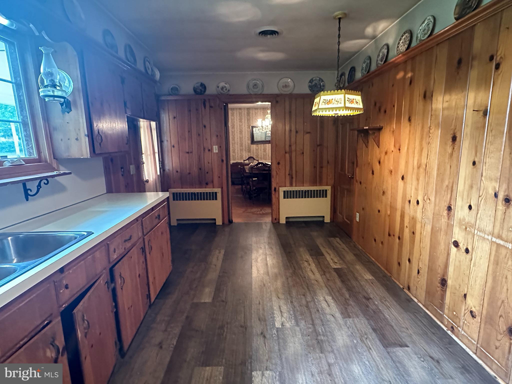 OAK HILL - Residential