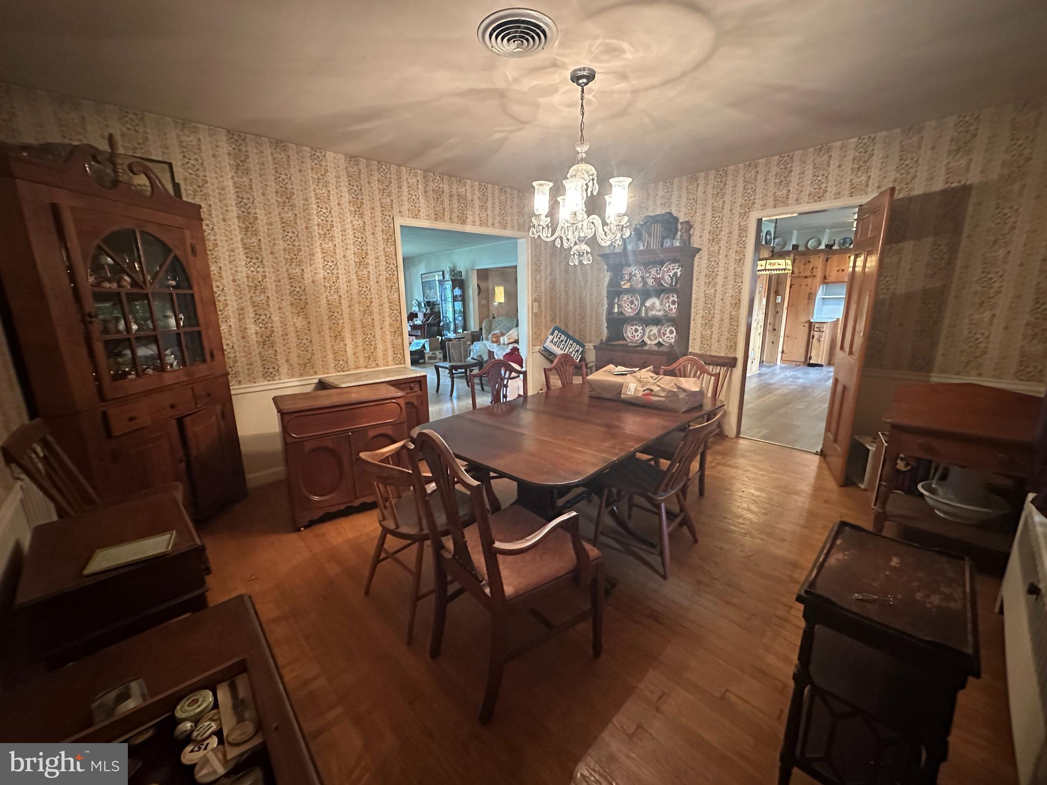 OAK HILL - Residential