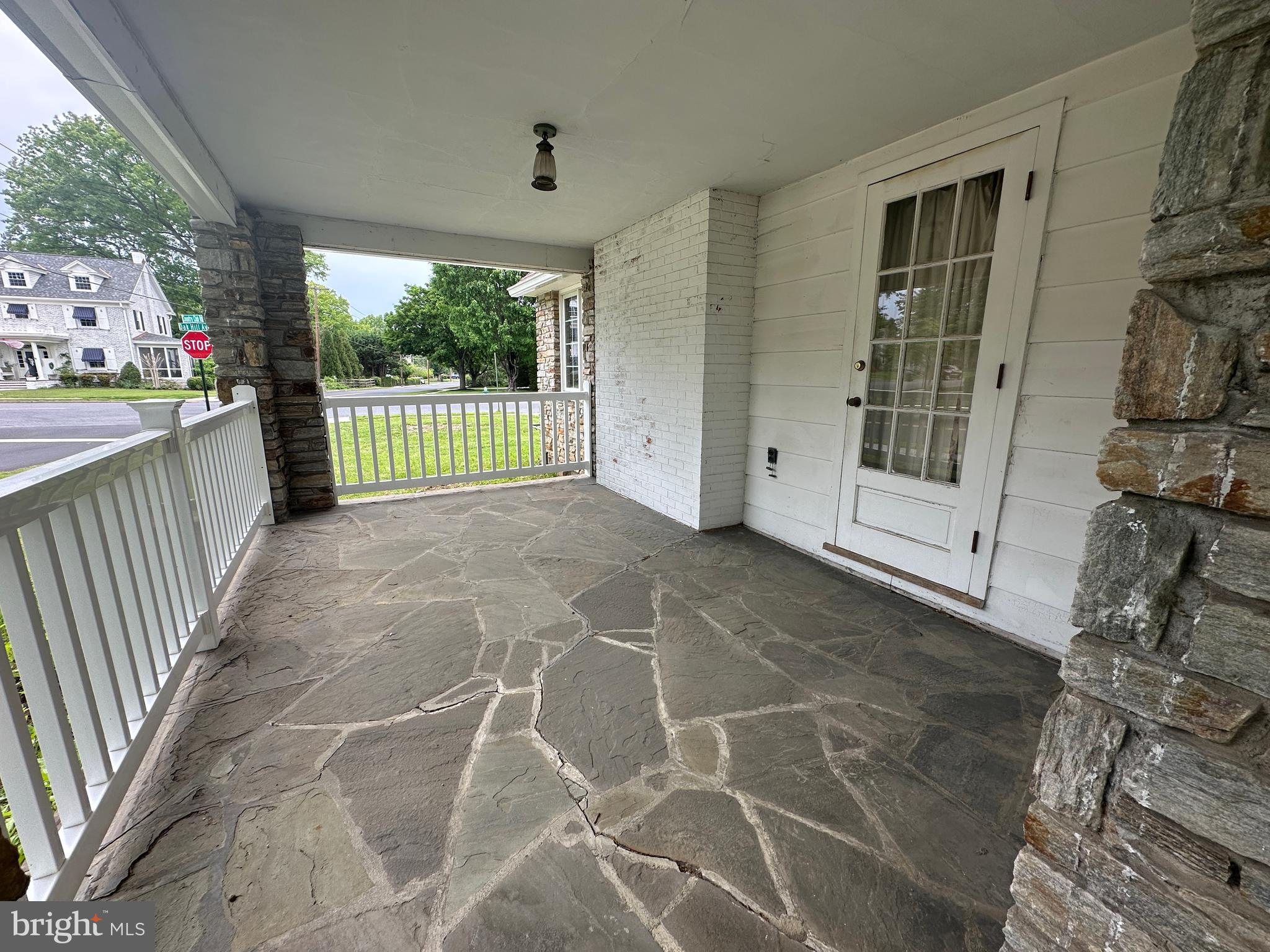 OAK HILL - Residential
