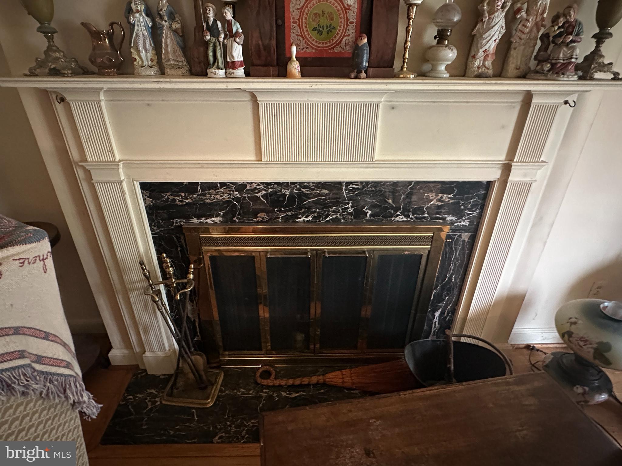 OAK HILL - Residential