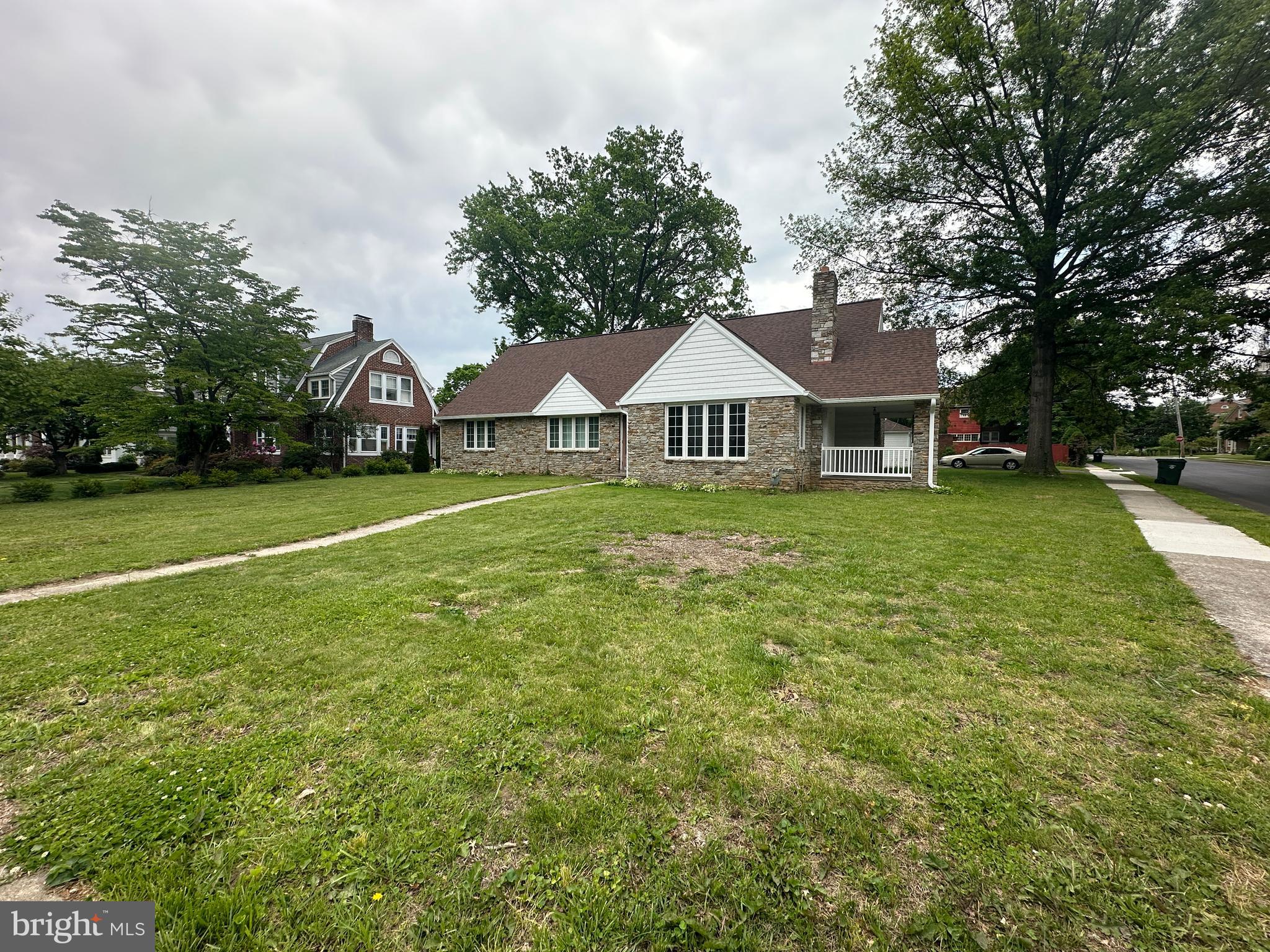 OAK HILL - Residential