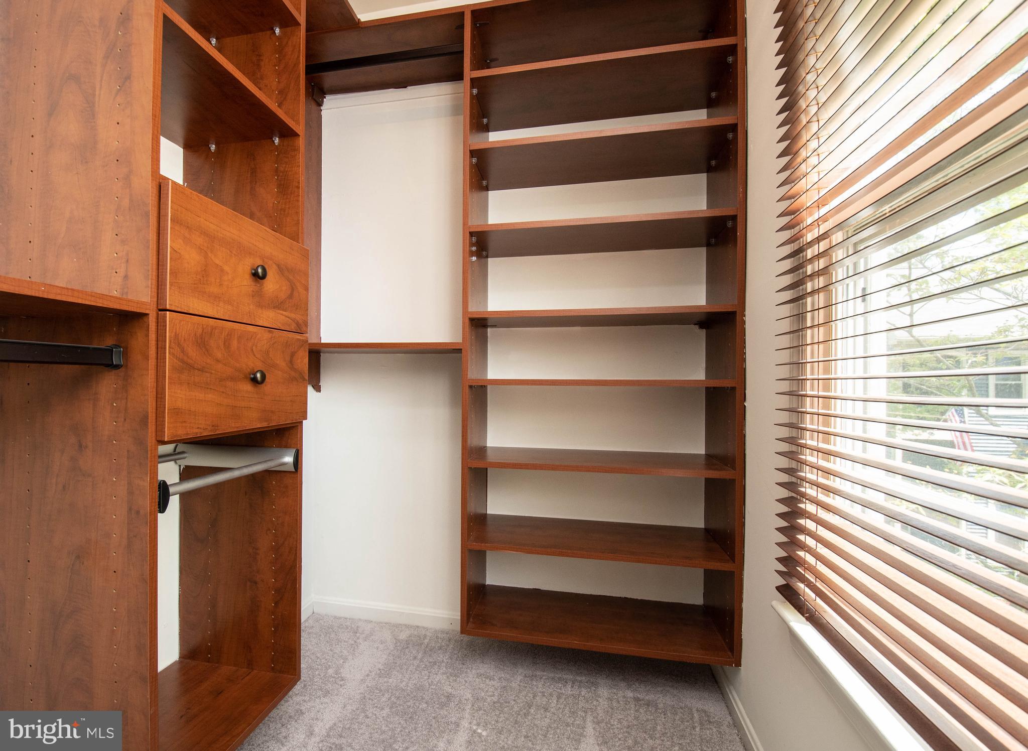 VILLAGE OF LONG REACH - Residential