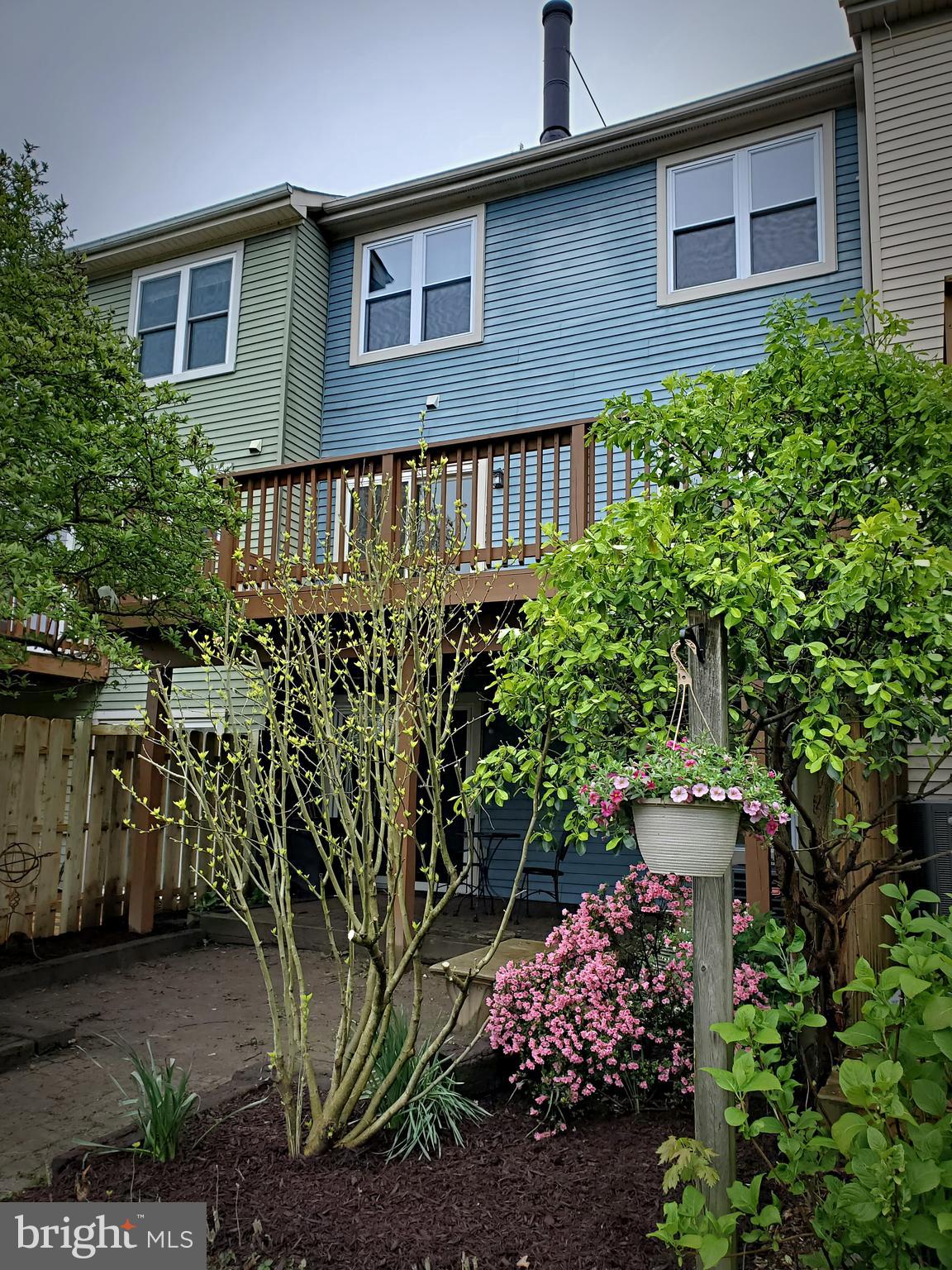 VILLAGE OF LONG REACH - Residential