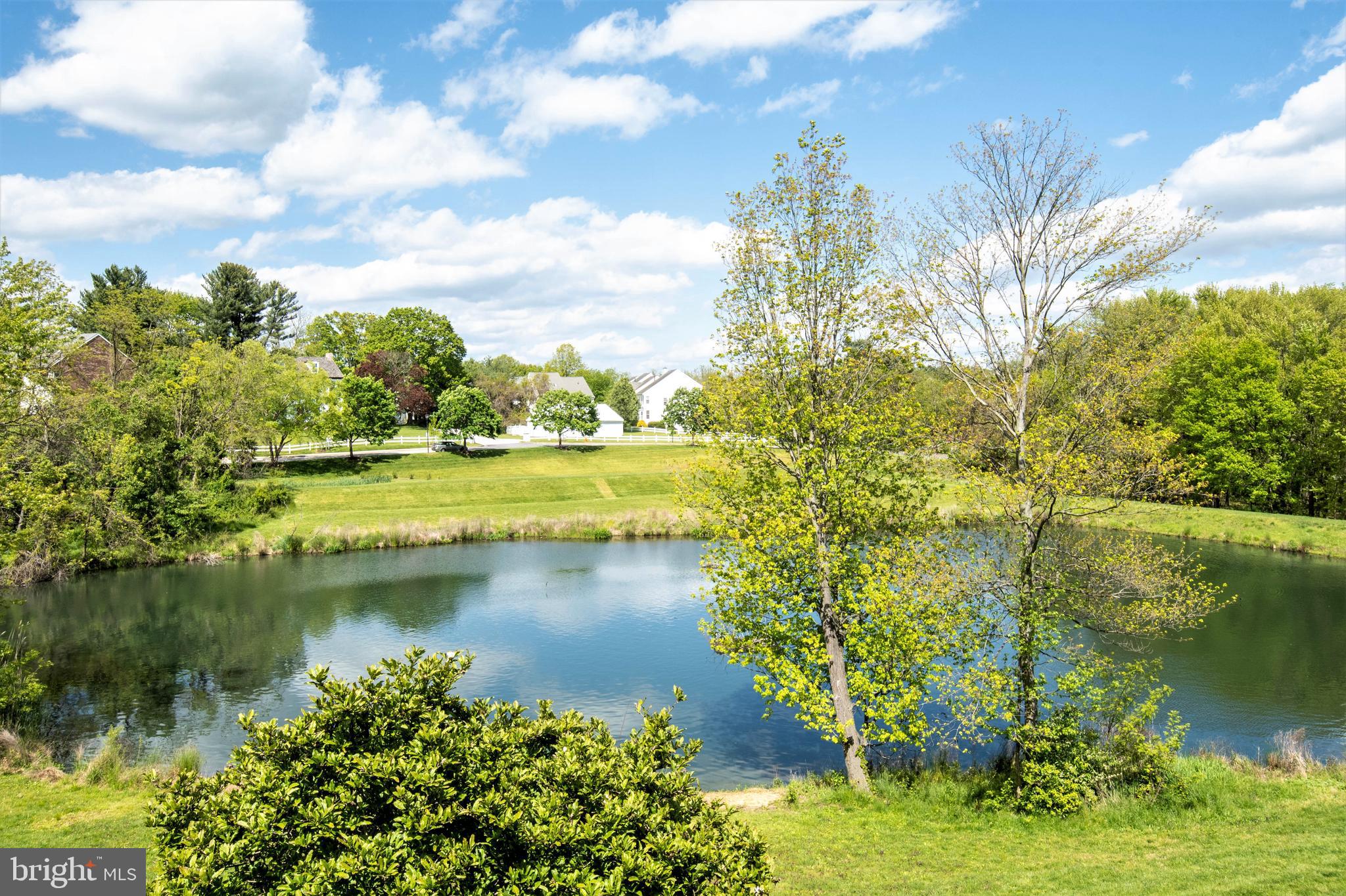 VILLAGE OF LONG REACH - Residential