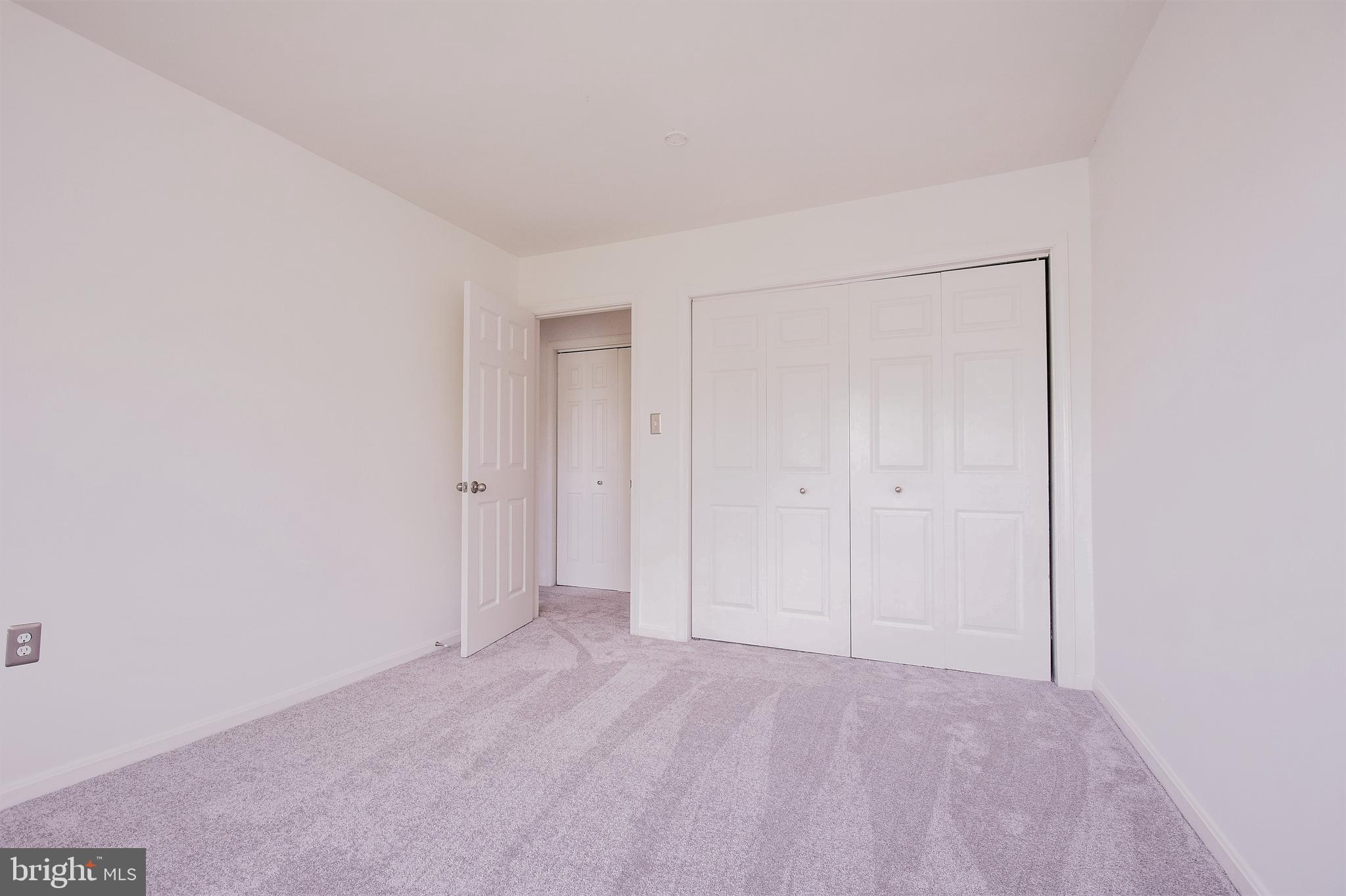 VILLAGE OF LONG REACH - Residential