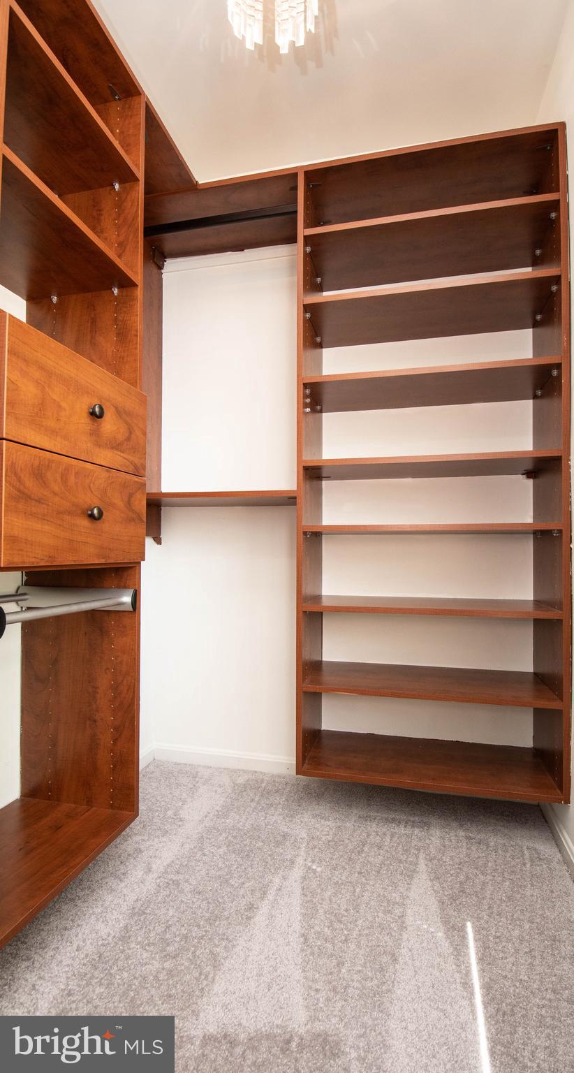 VILLAGE OF LONG REACH - Residential