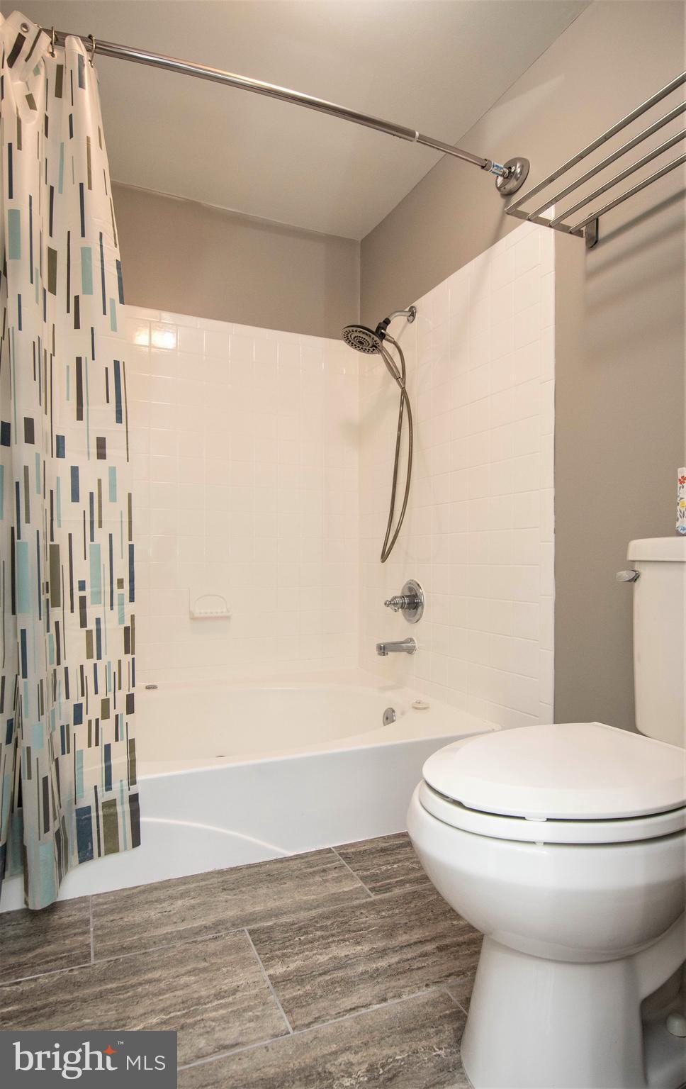 VILLAGE OF LONG REACH - Residential