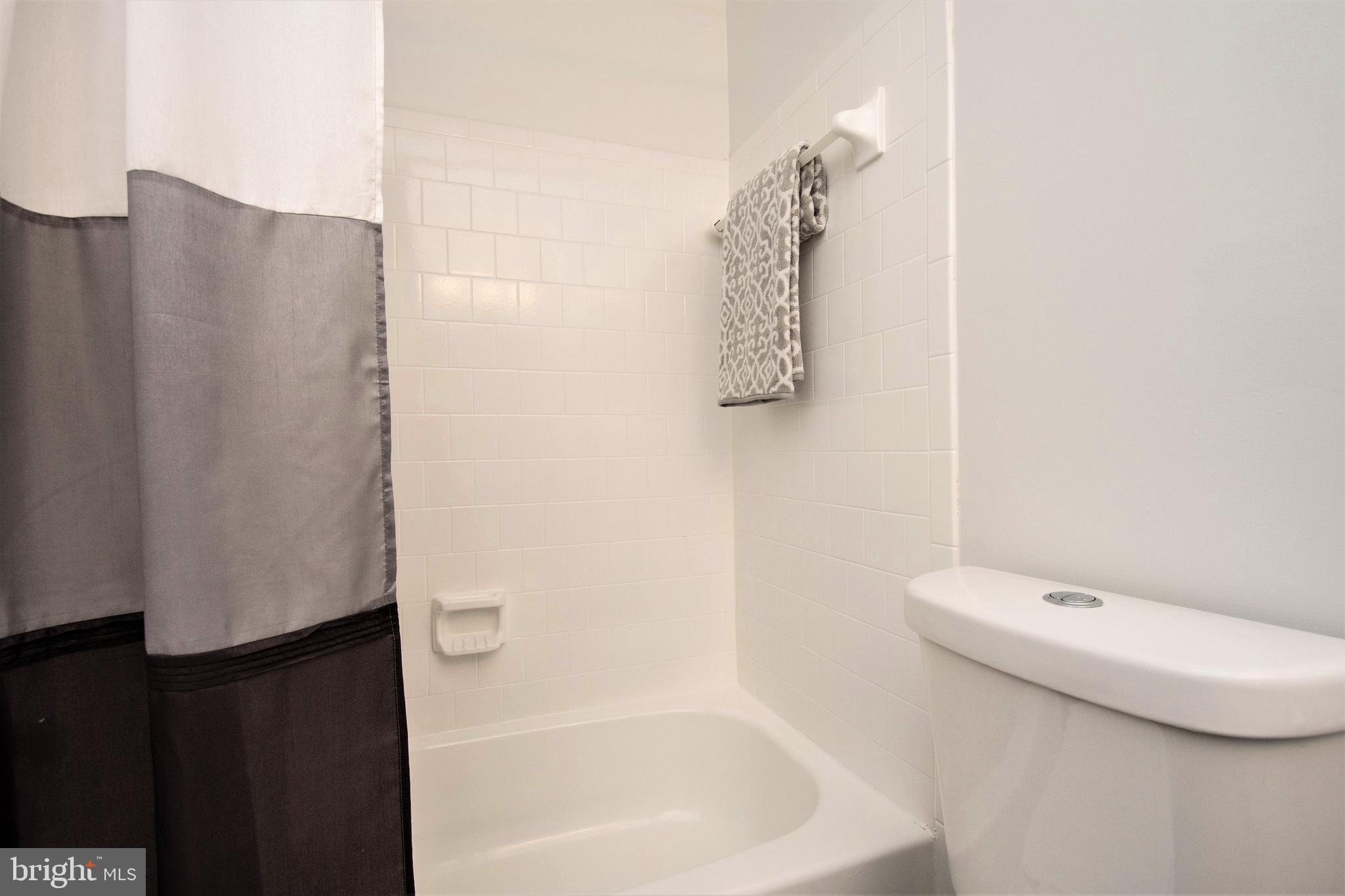 VILLAGE OF LONG REACH - Residential