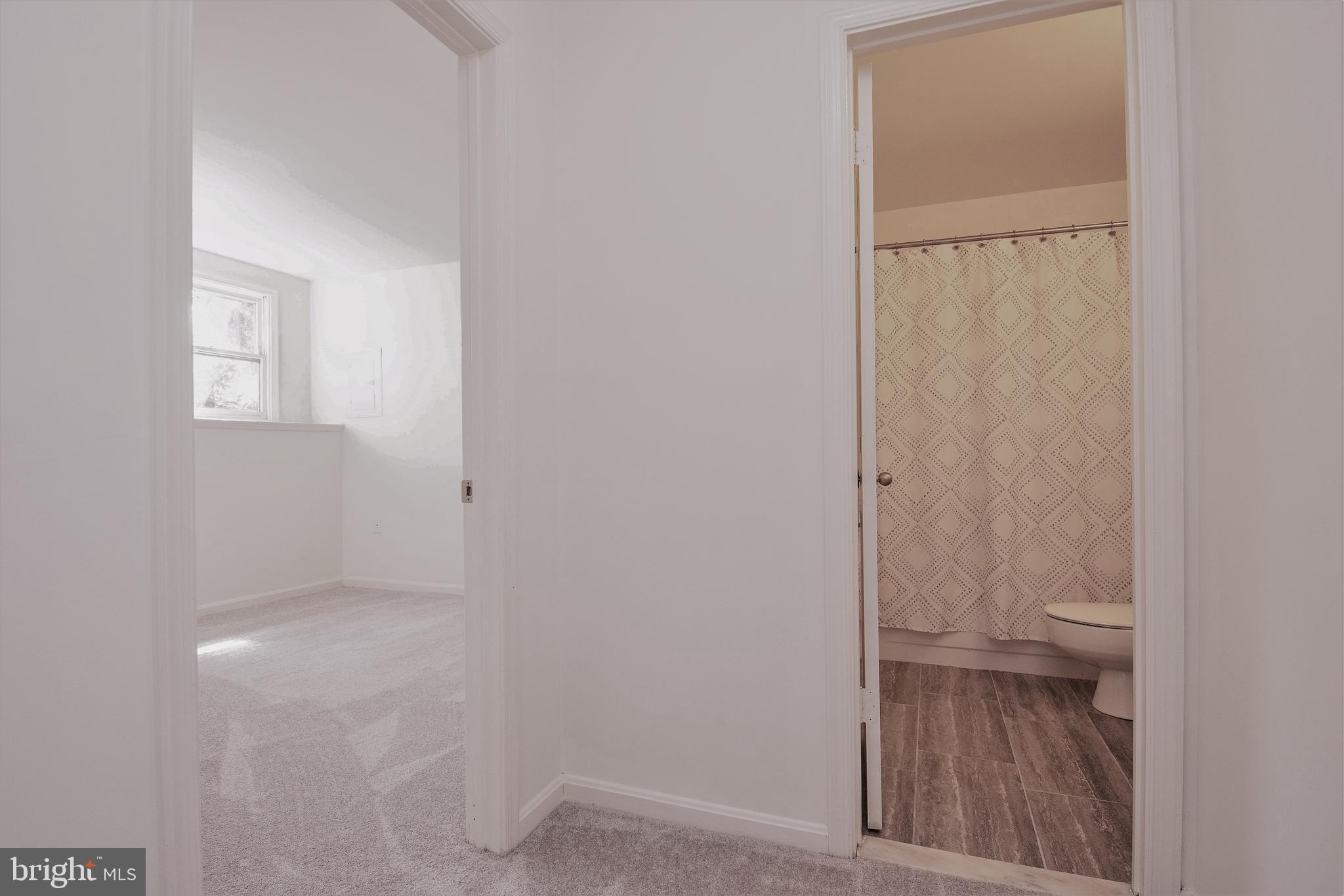 VILLAGE OF LONG REACH - Residential