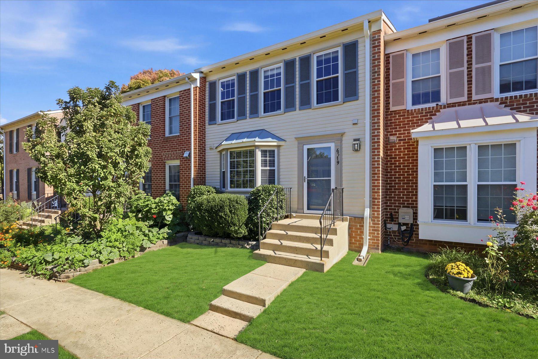 6579 BERMUDA GREEN COURT