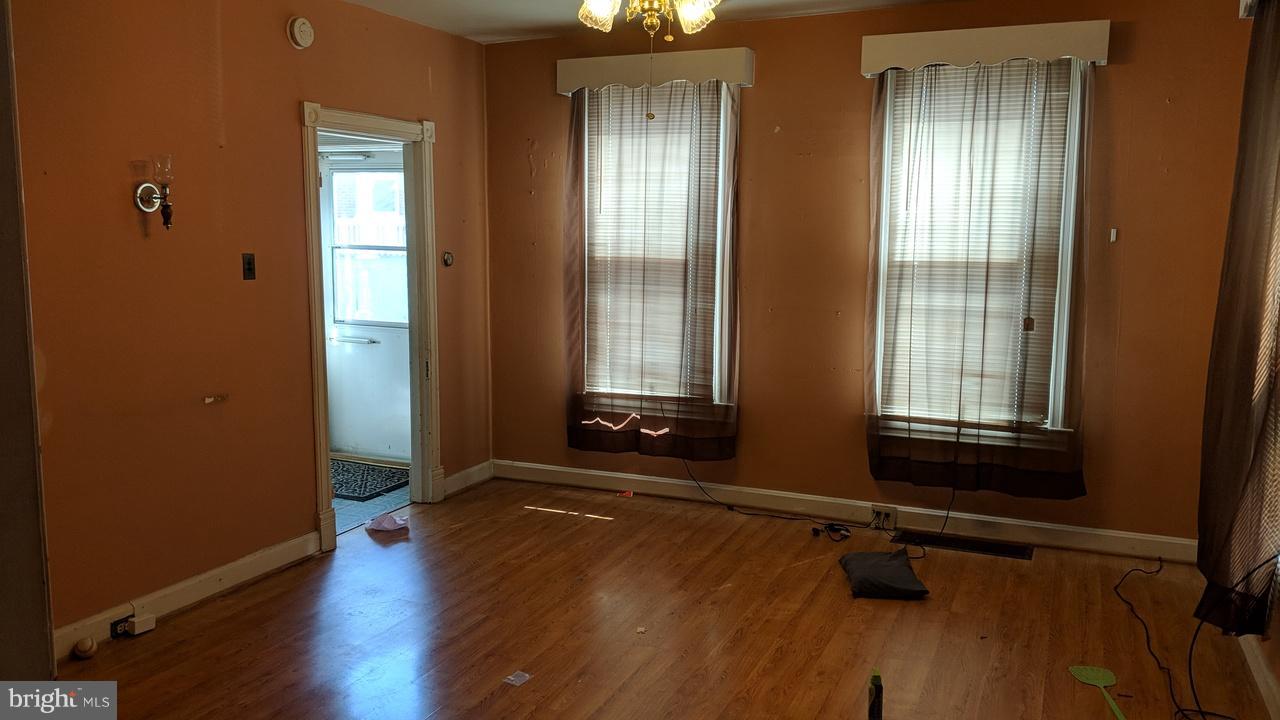 HAGERSTOWN - Residential