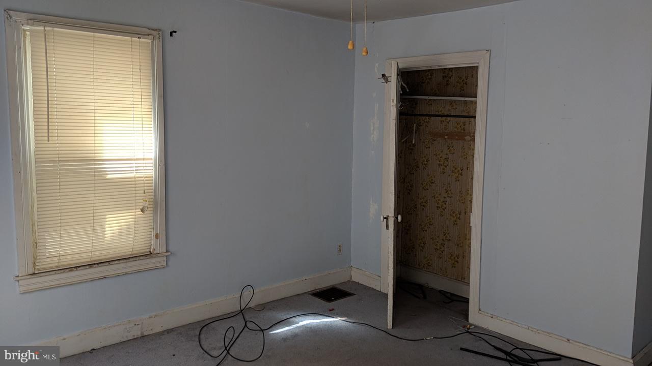 HAGERSTOWN - Residential