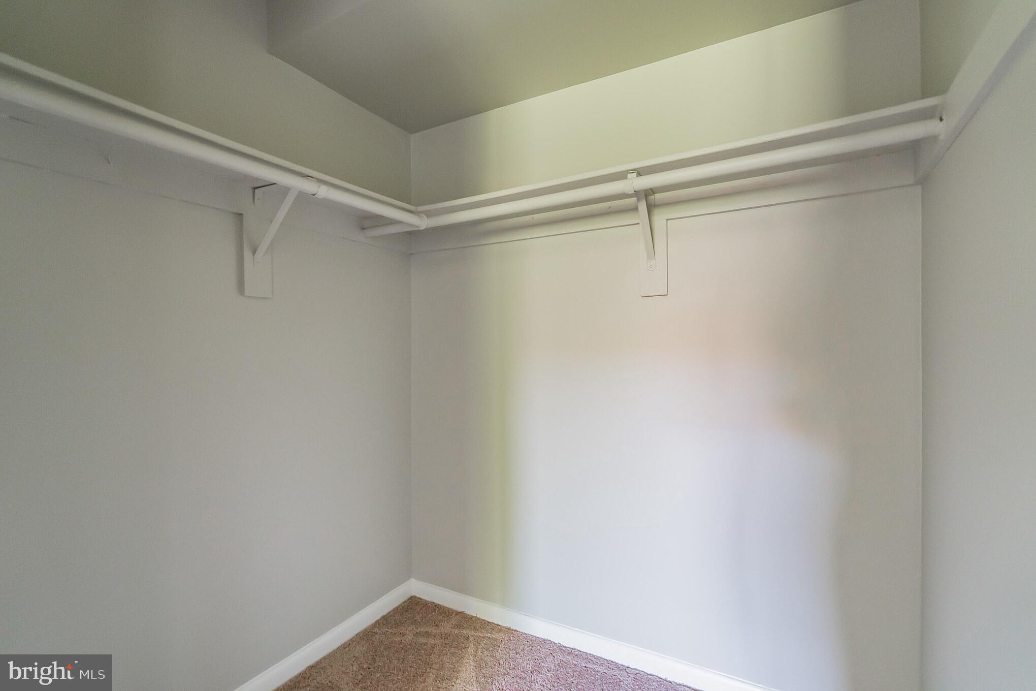 PINEWOOD LAWNS - Residential Lease