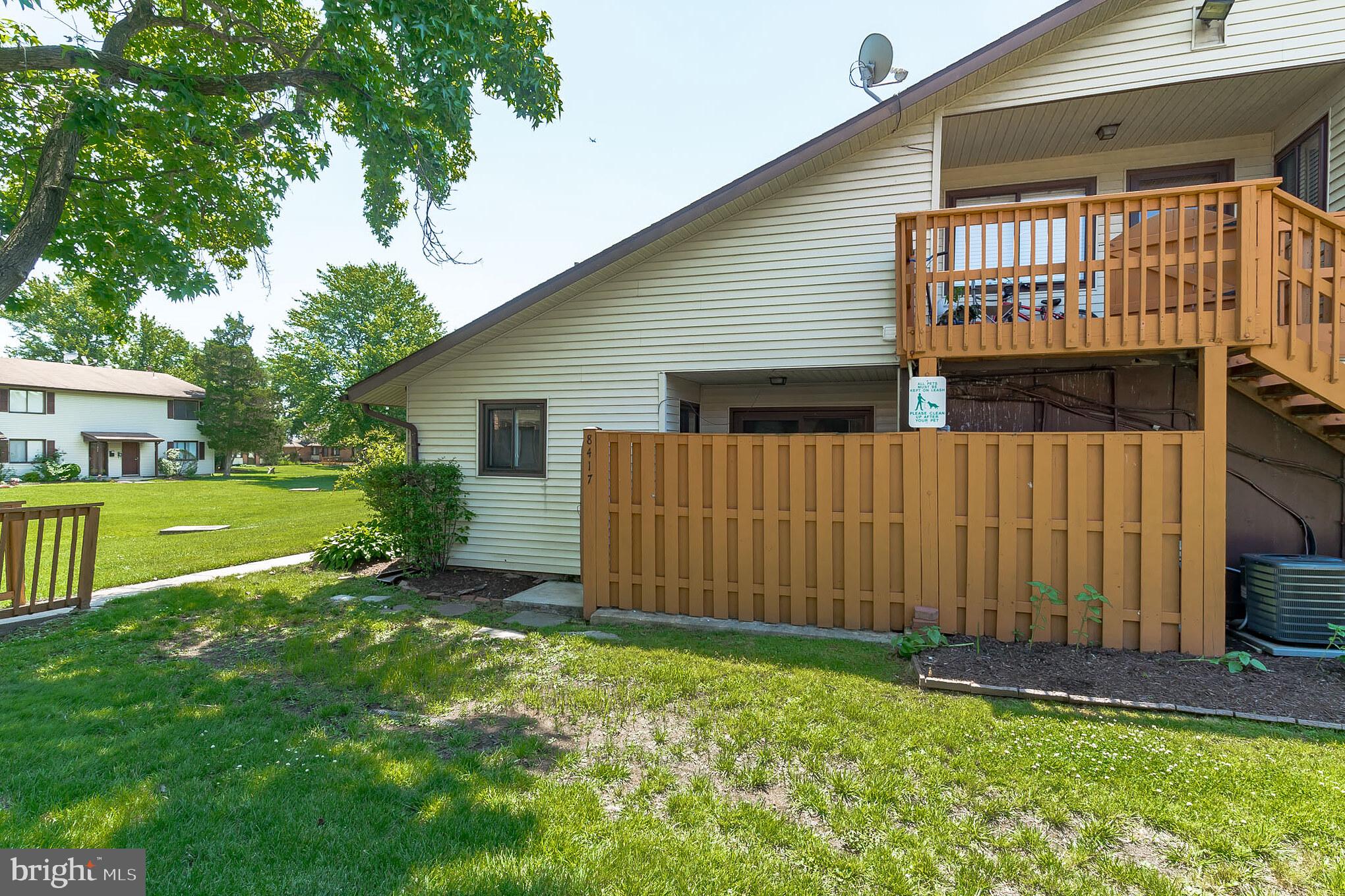 PINEWOOD LAWNS - Residential Lease