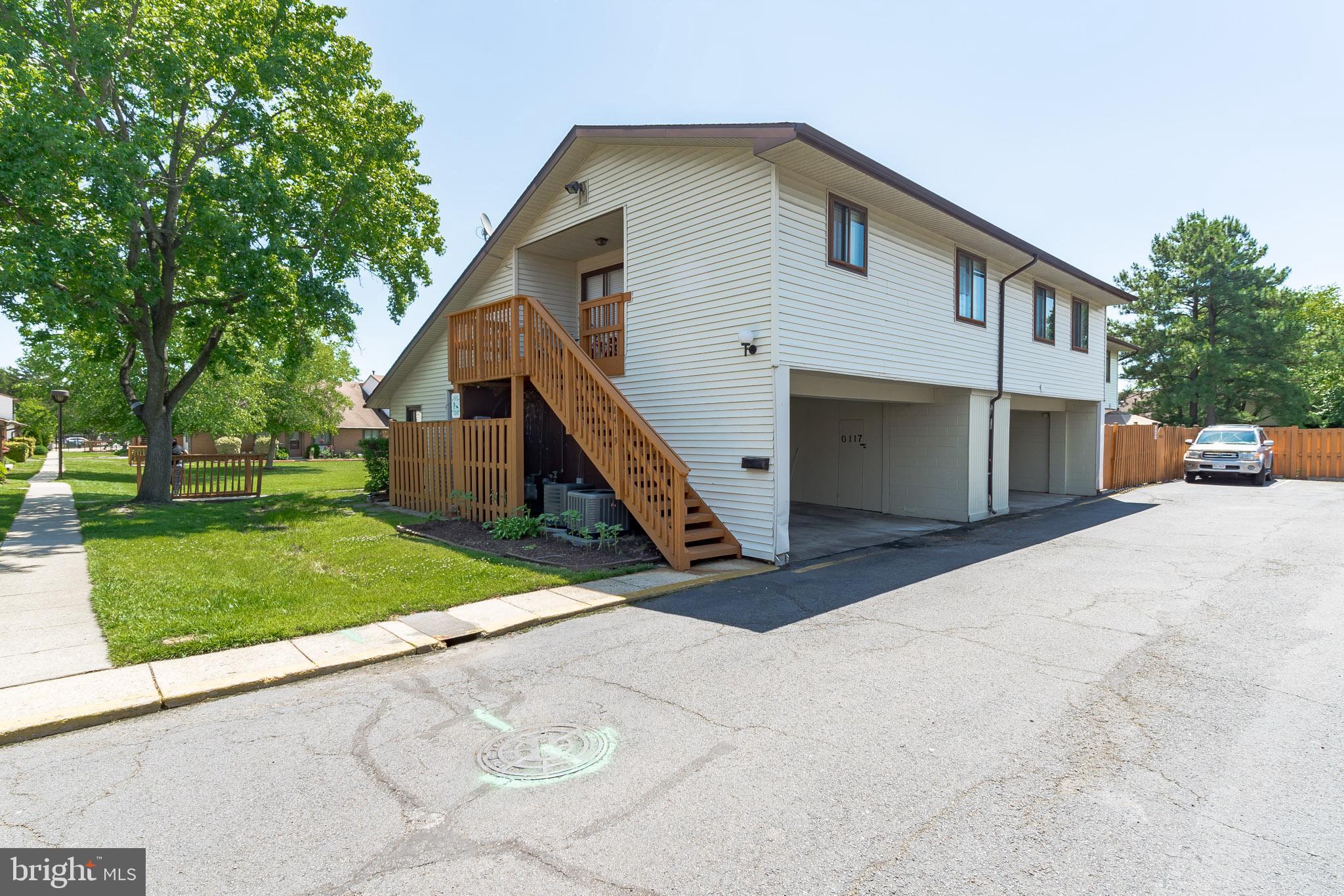 PINEWOOD LAWNS - Residential Lease