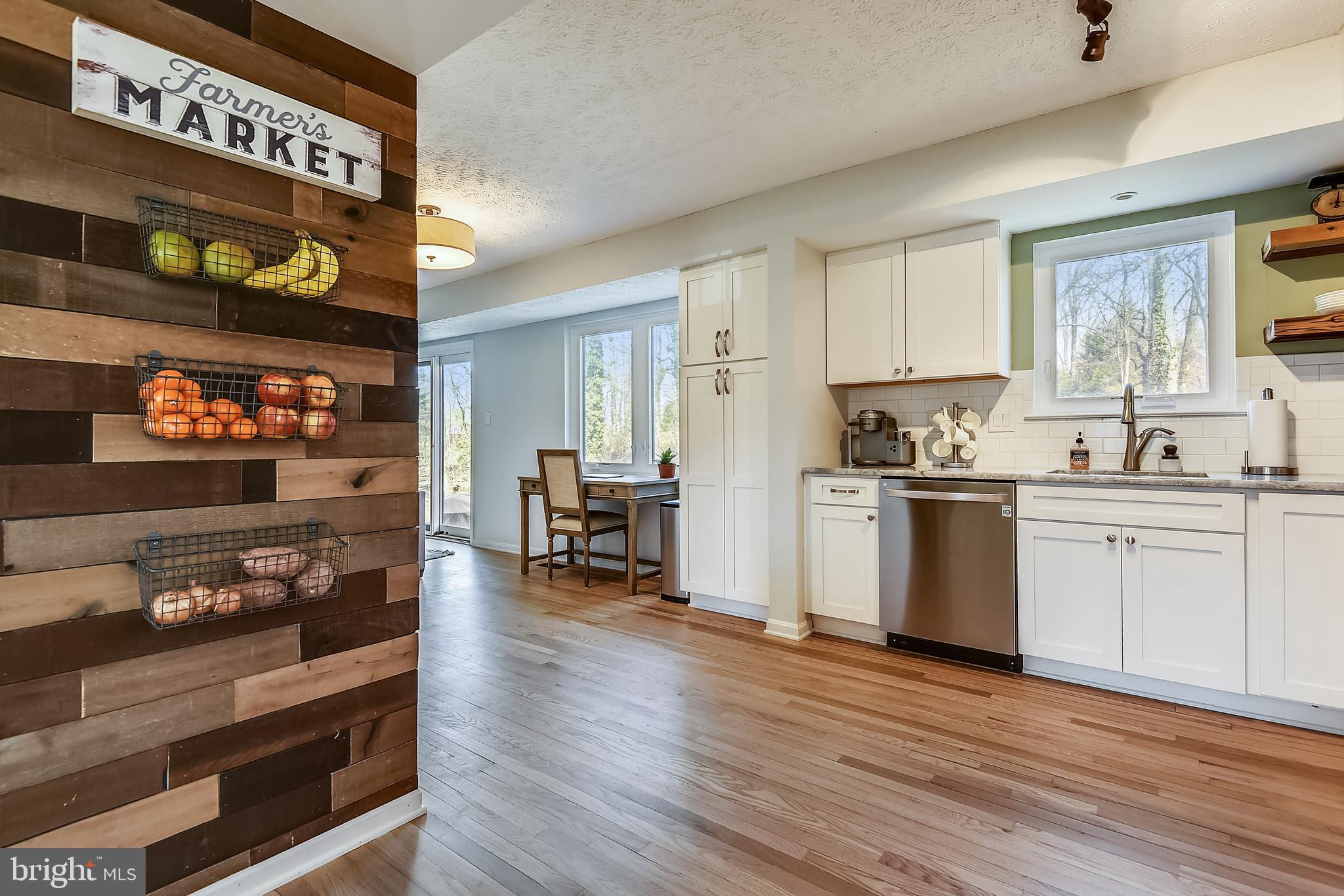 BLACKWALNUT COVE - Residential