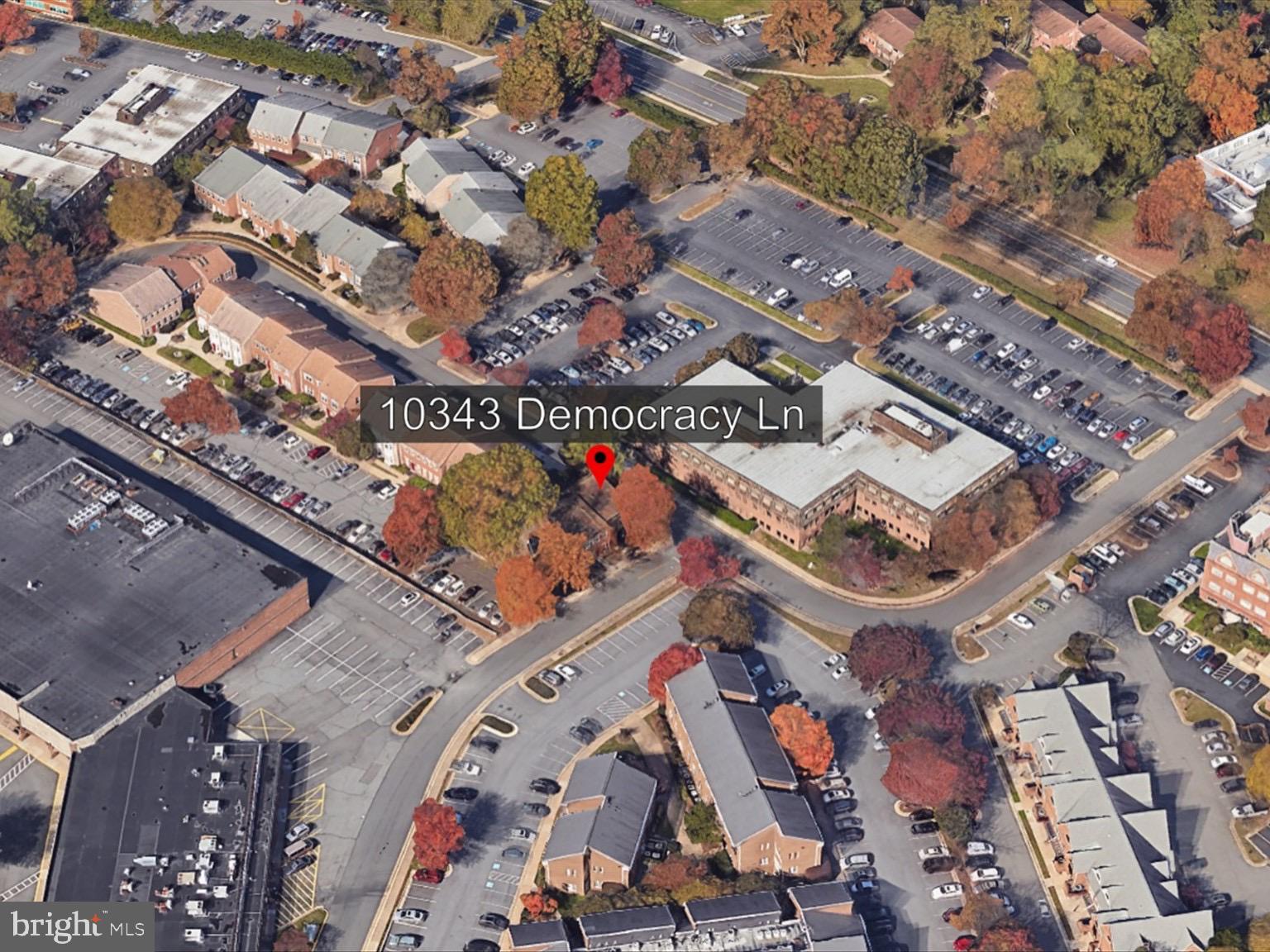 DEMOCRACY SQUARE BUS CTR - Commercial Sale