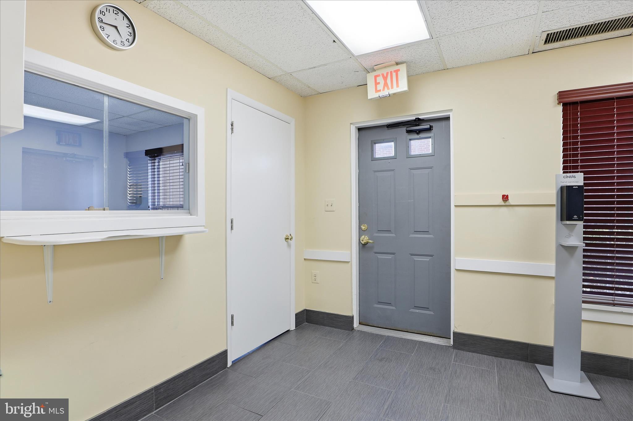 DEMOCRACY SQUARE BUS CTR - Commercial Sale