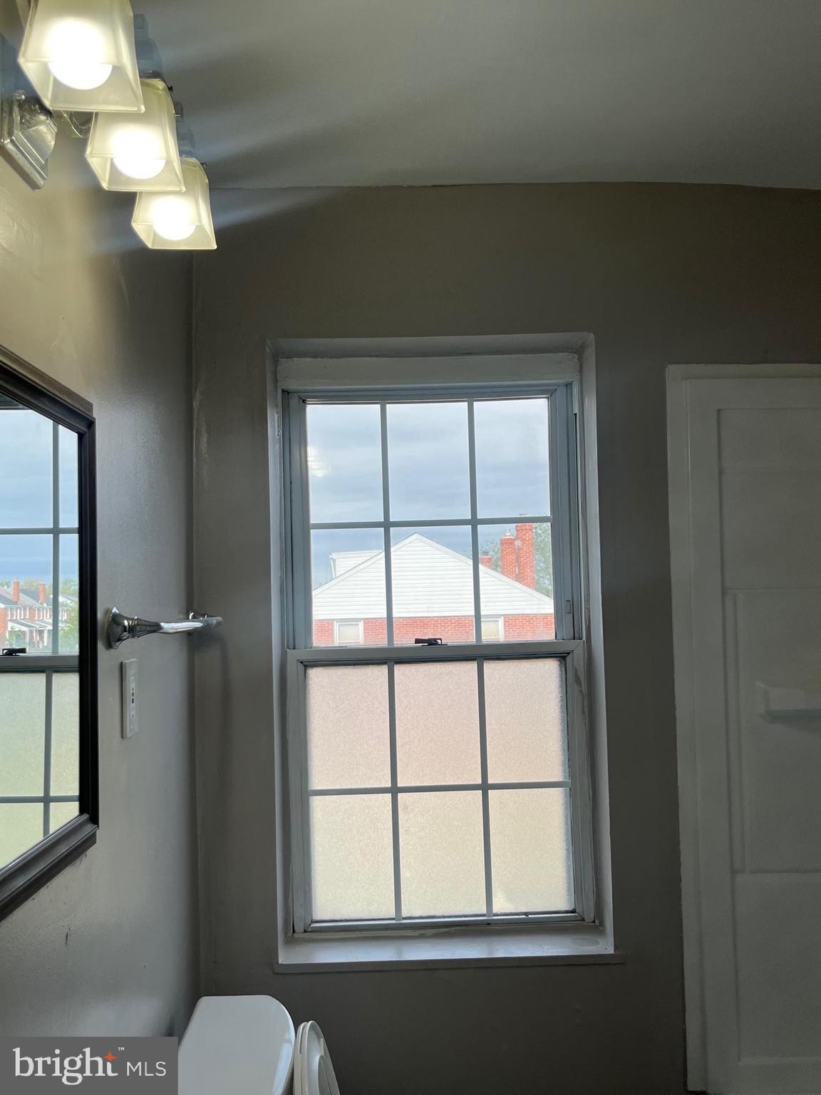 EASTWOOD - Residential Lease