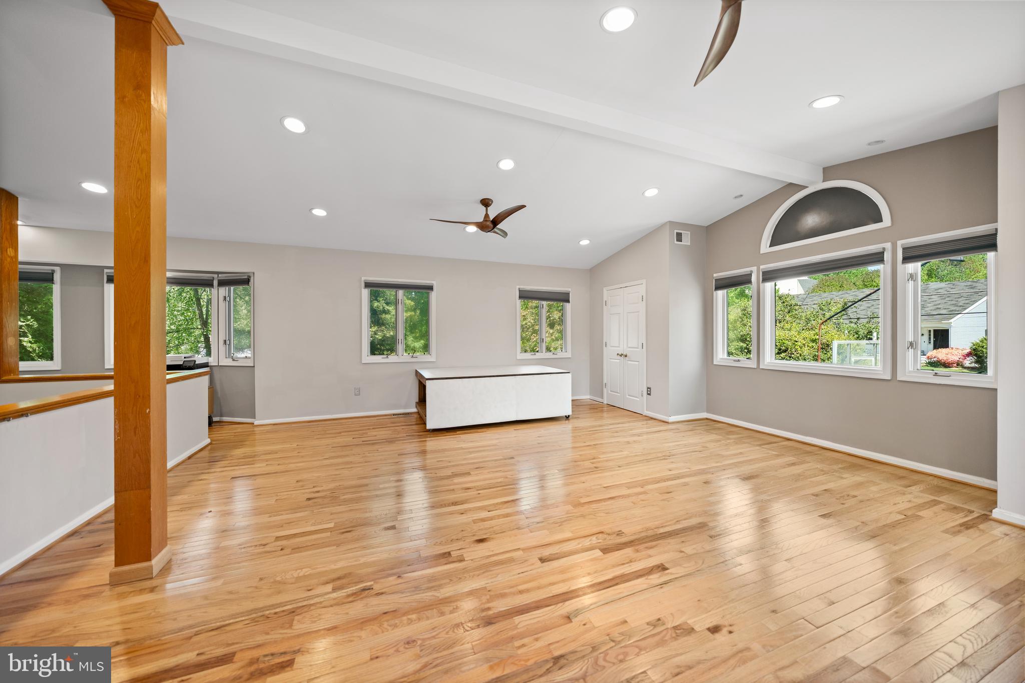 FALLS CHURCH - Residential