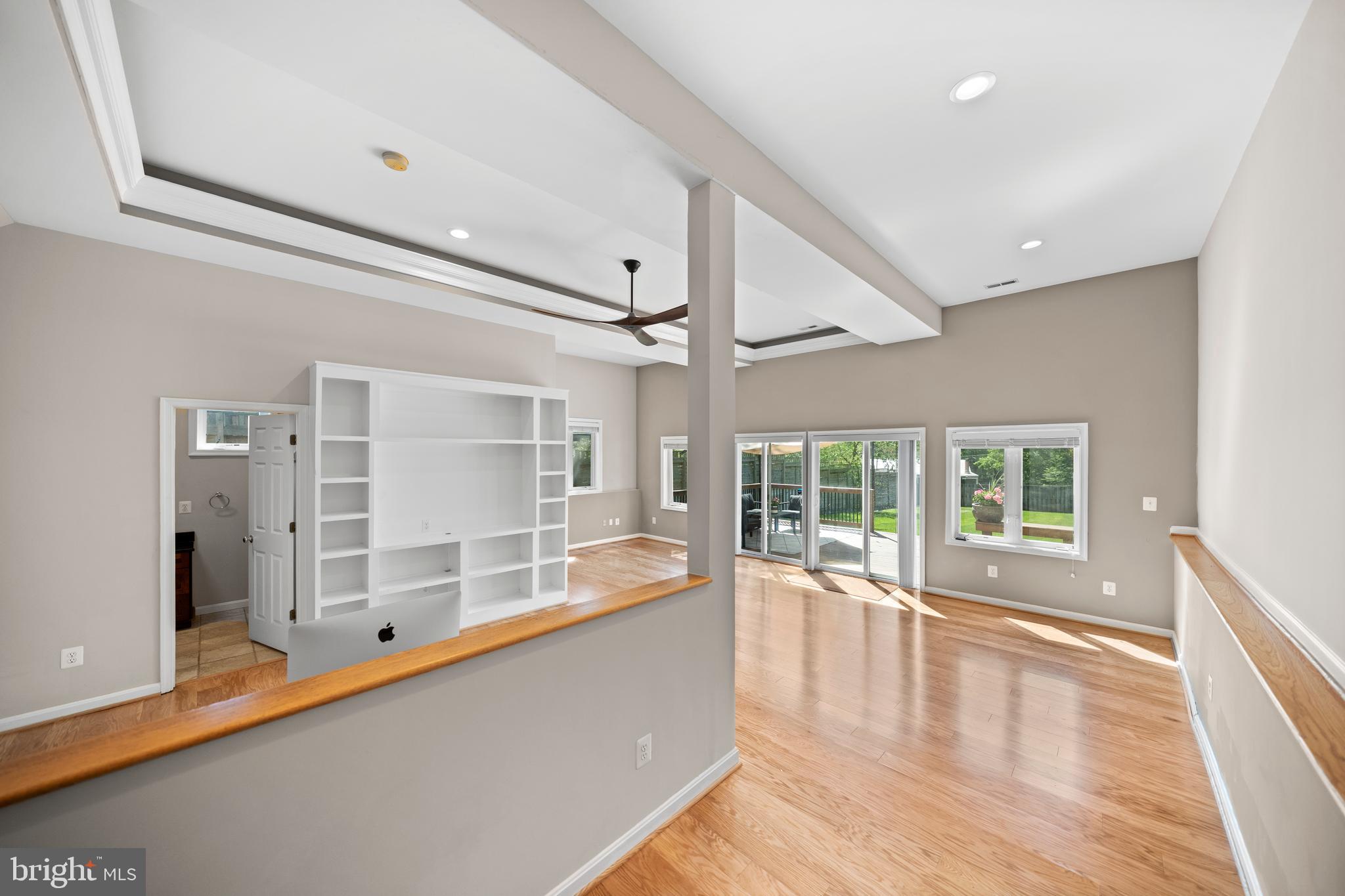 FALLS CHURCH - Residential