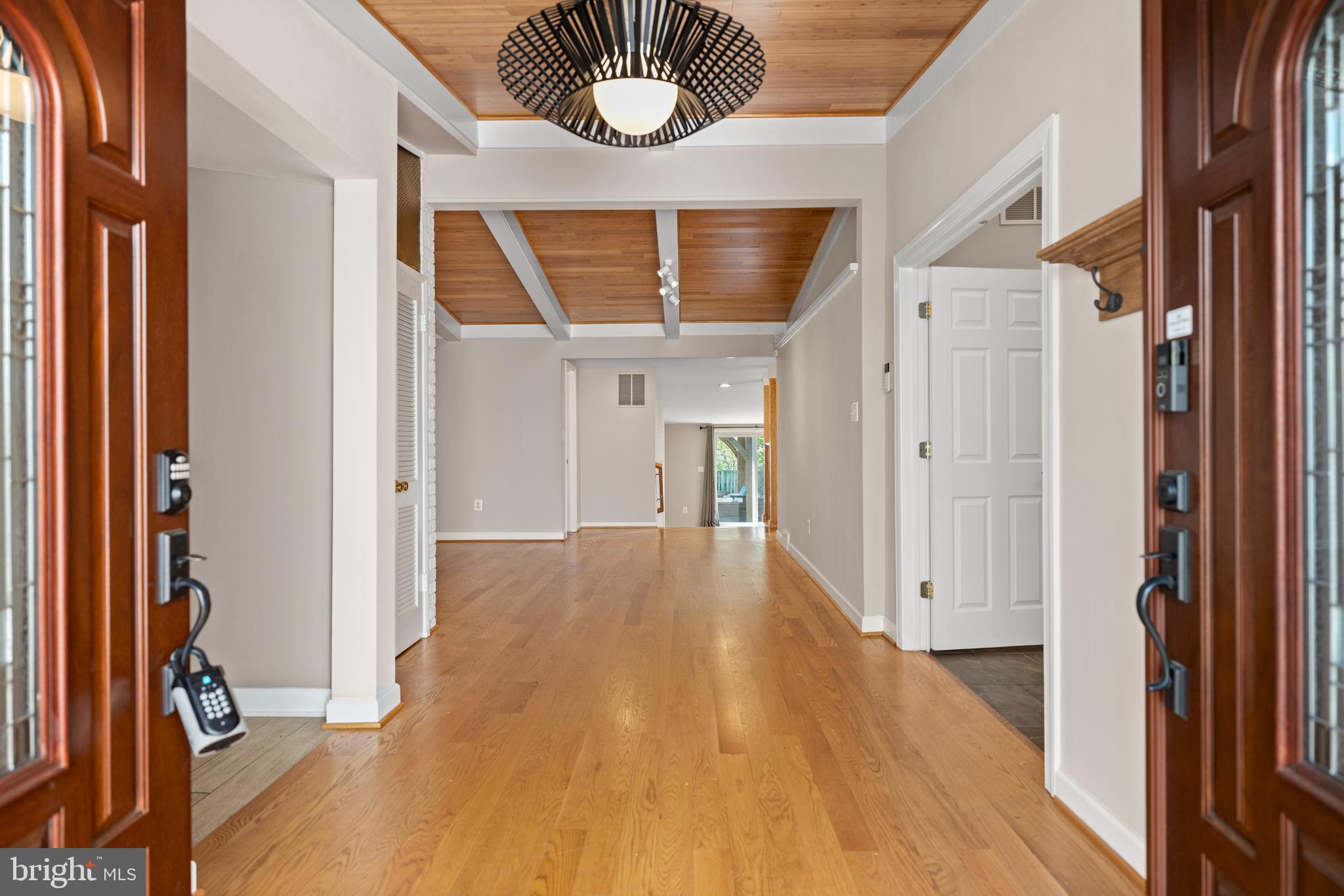 FALLS CHURCH - Residential