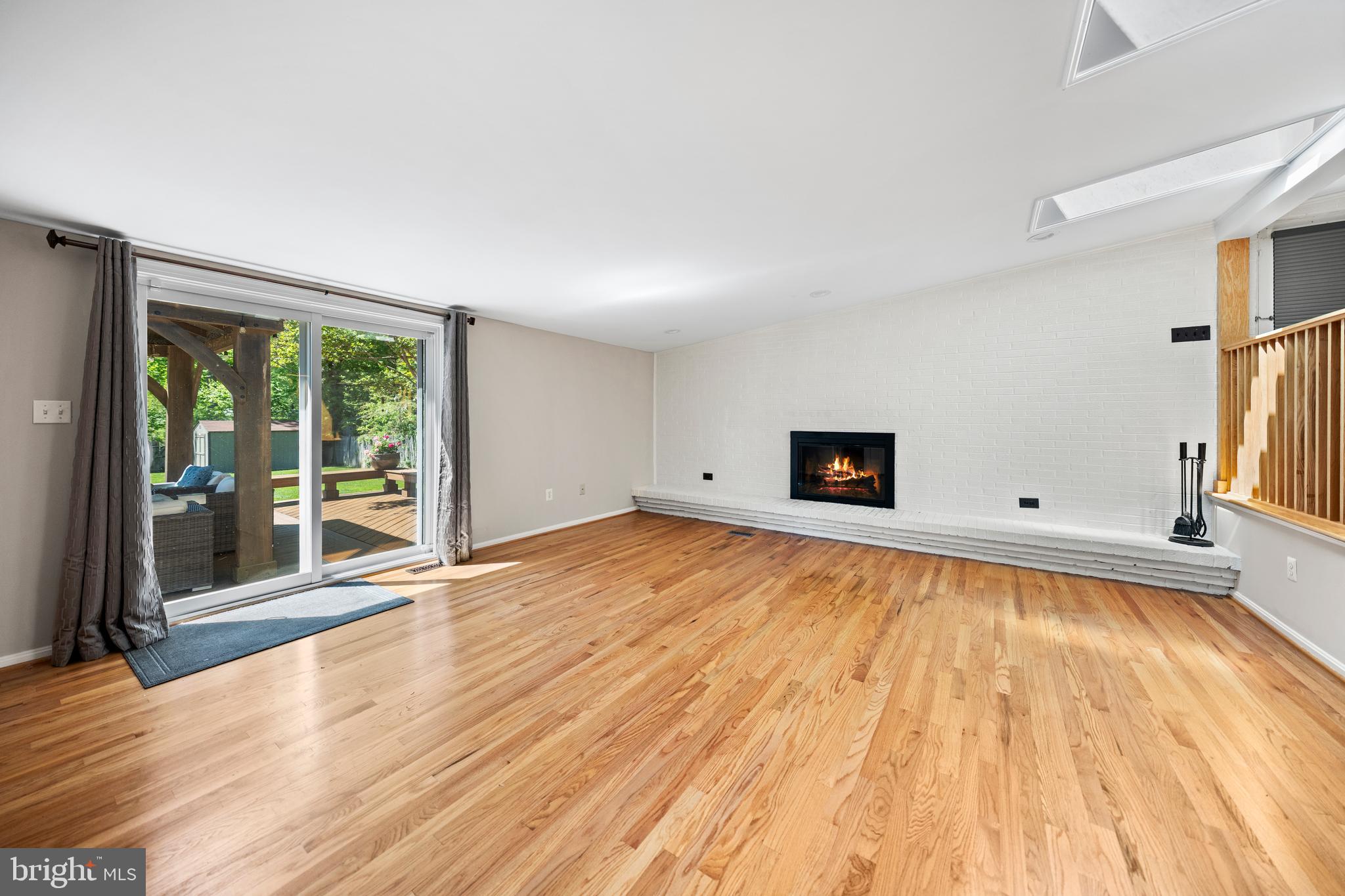 FALLS CHURCH - Residential