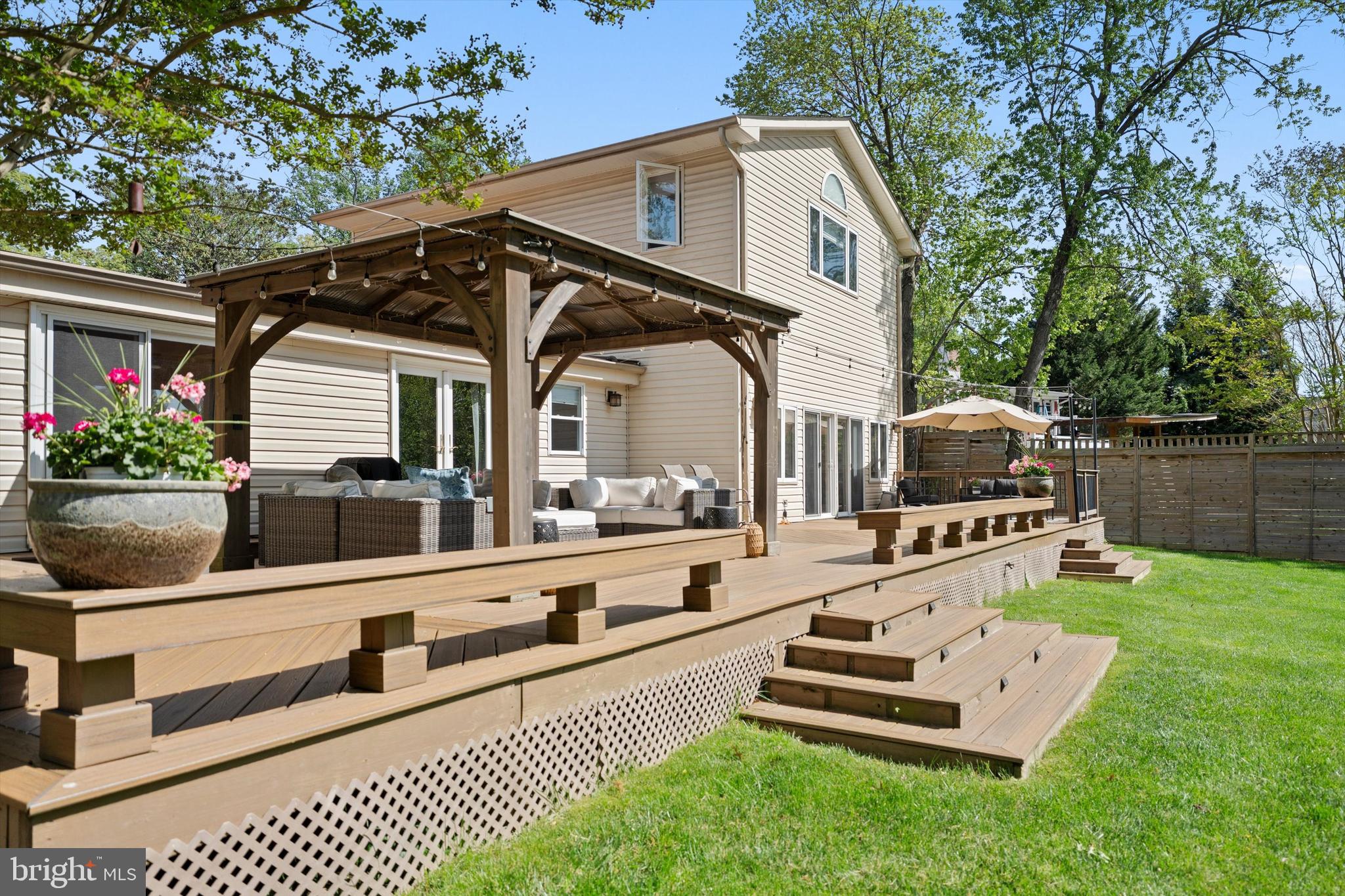 FALLS CHURCH - Residential