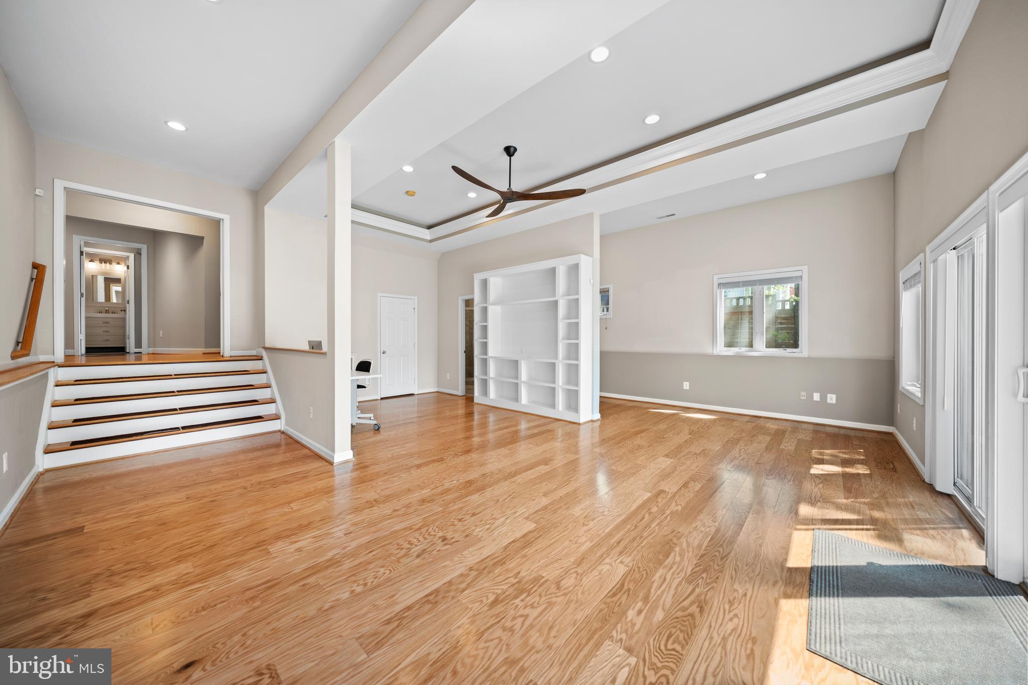 FALLS CHURCH - Residential